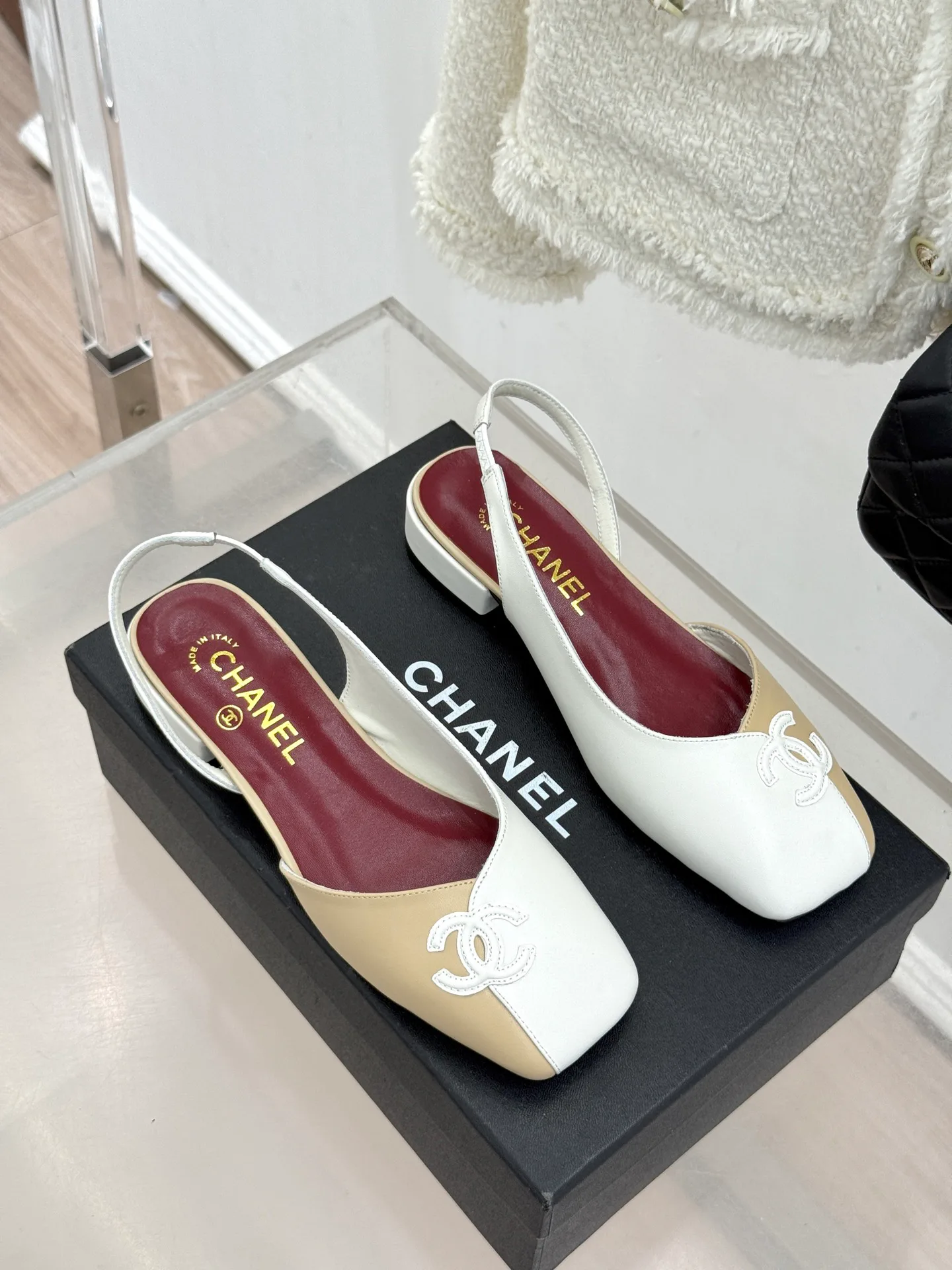 Босоножки Женские Chanel 11642194