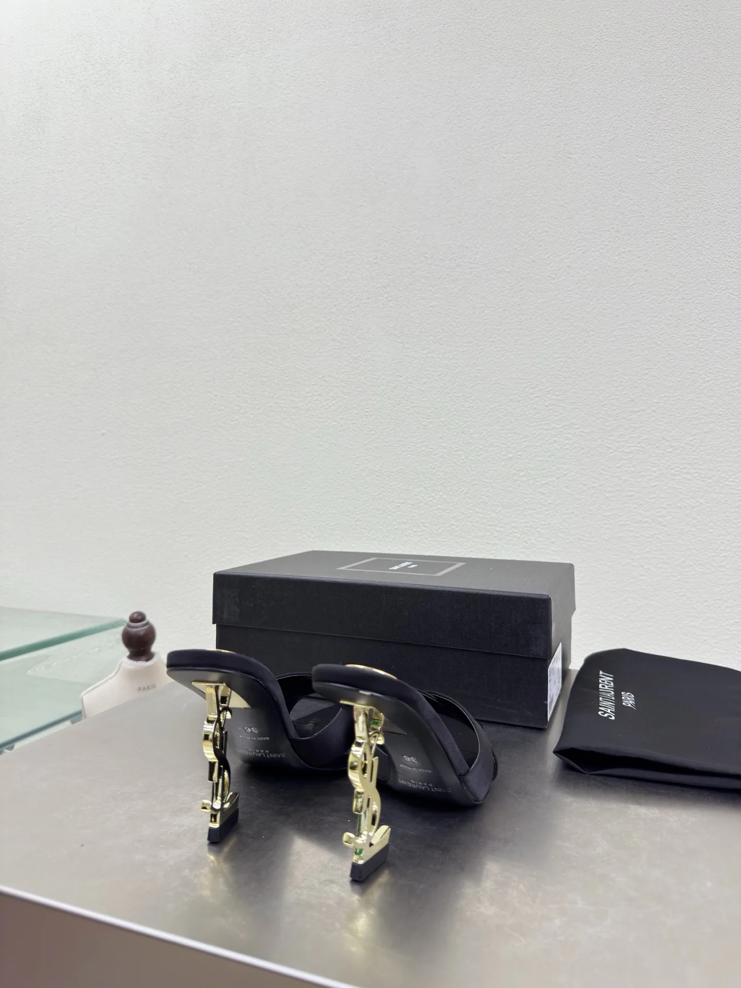 Босоножки Женские Saint Laurent 1693069