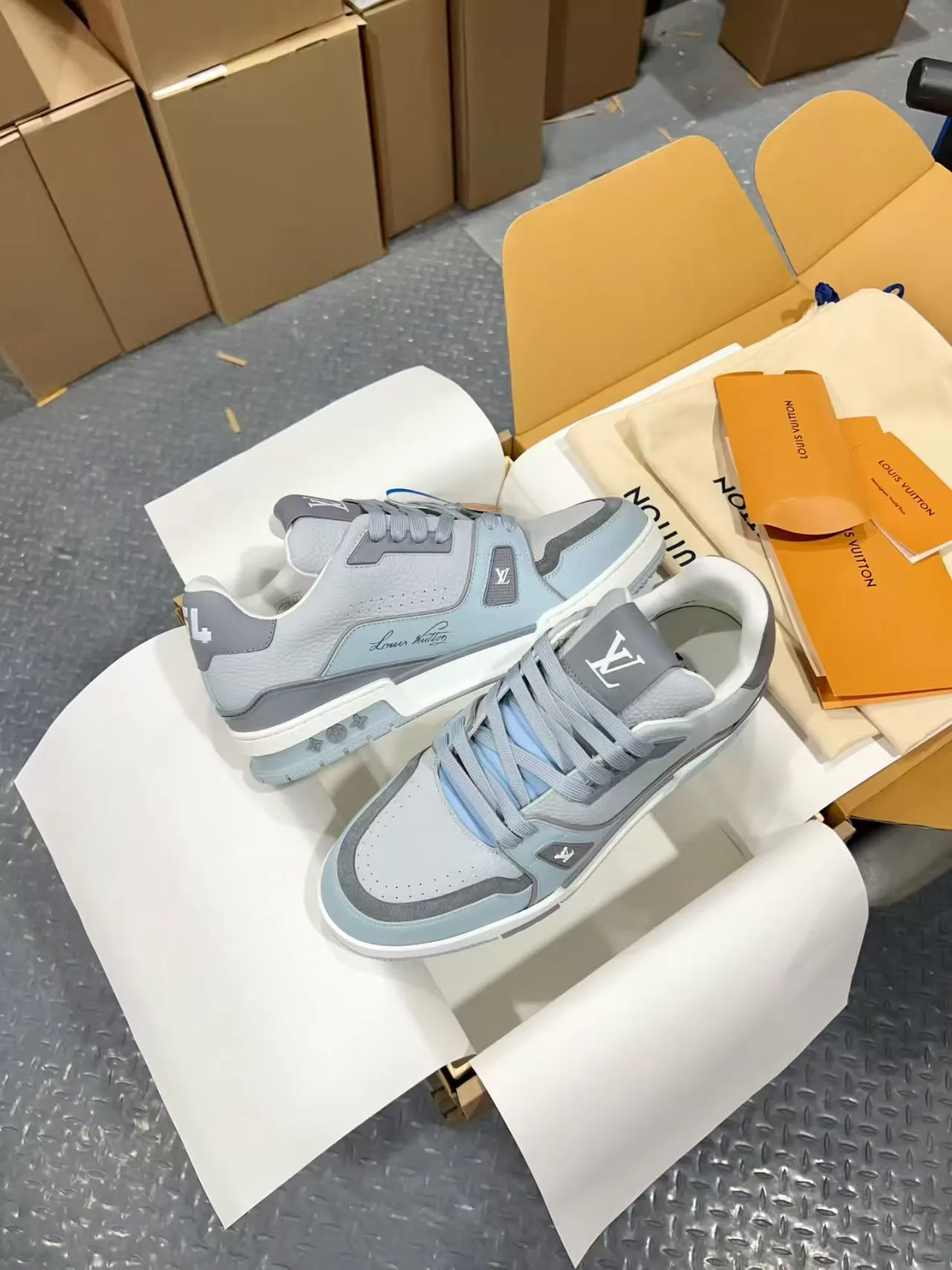 Кроссовки Мужские Louis Vuitton 1289284