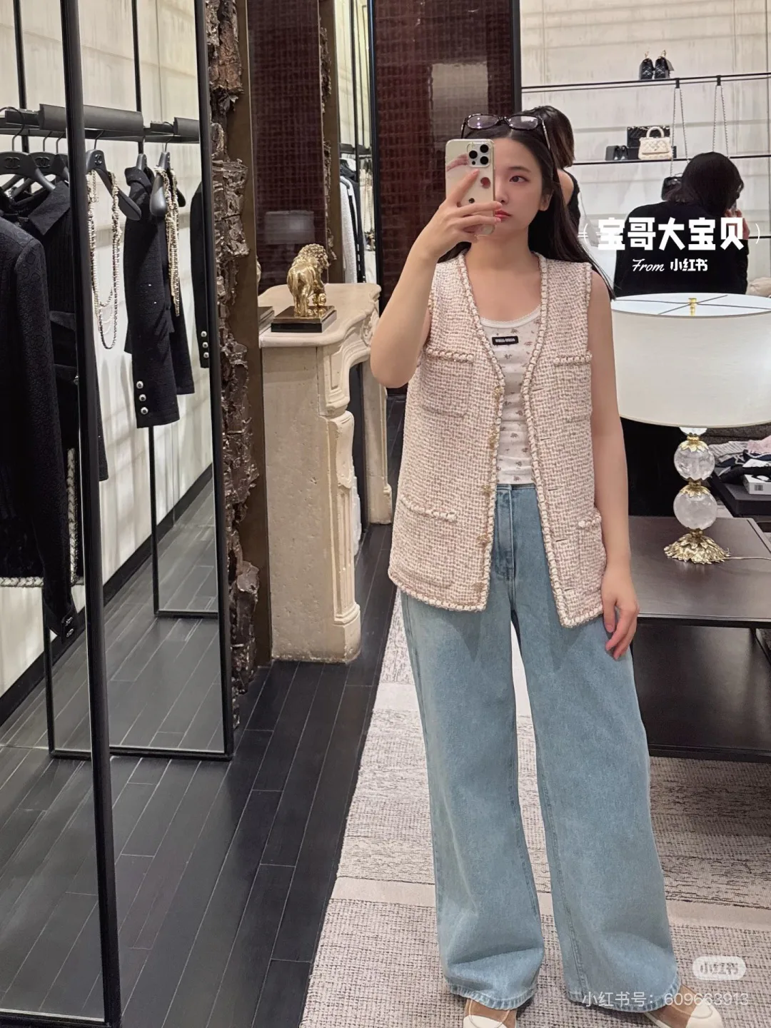 Жилеты Женские Chanel 19001679