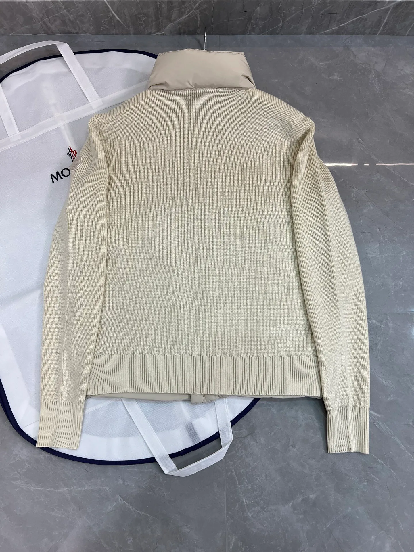 Куртки И Пуховики Женские Moncler 1845701