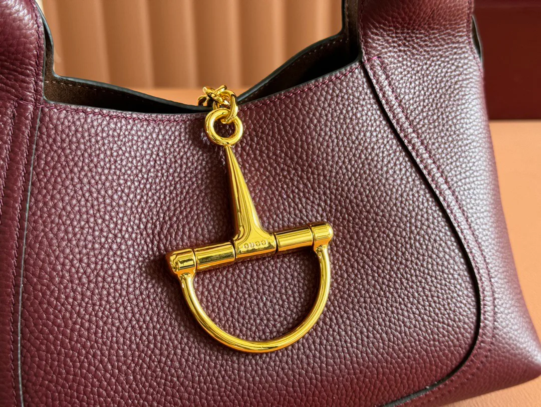 Классические Сумки Женские Gucci 11668976