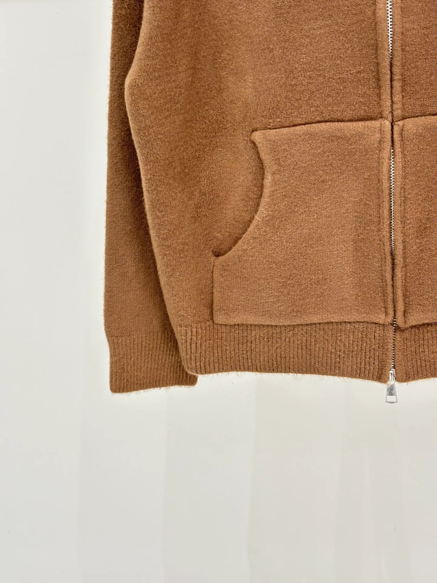 Джемперы И Свитеры Женские Chanel 474410