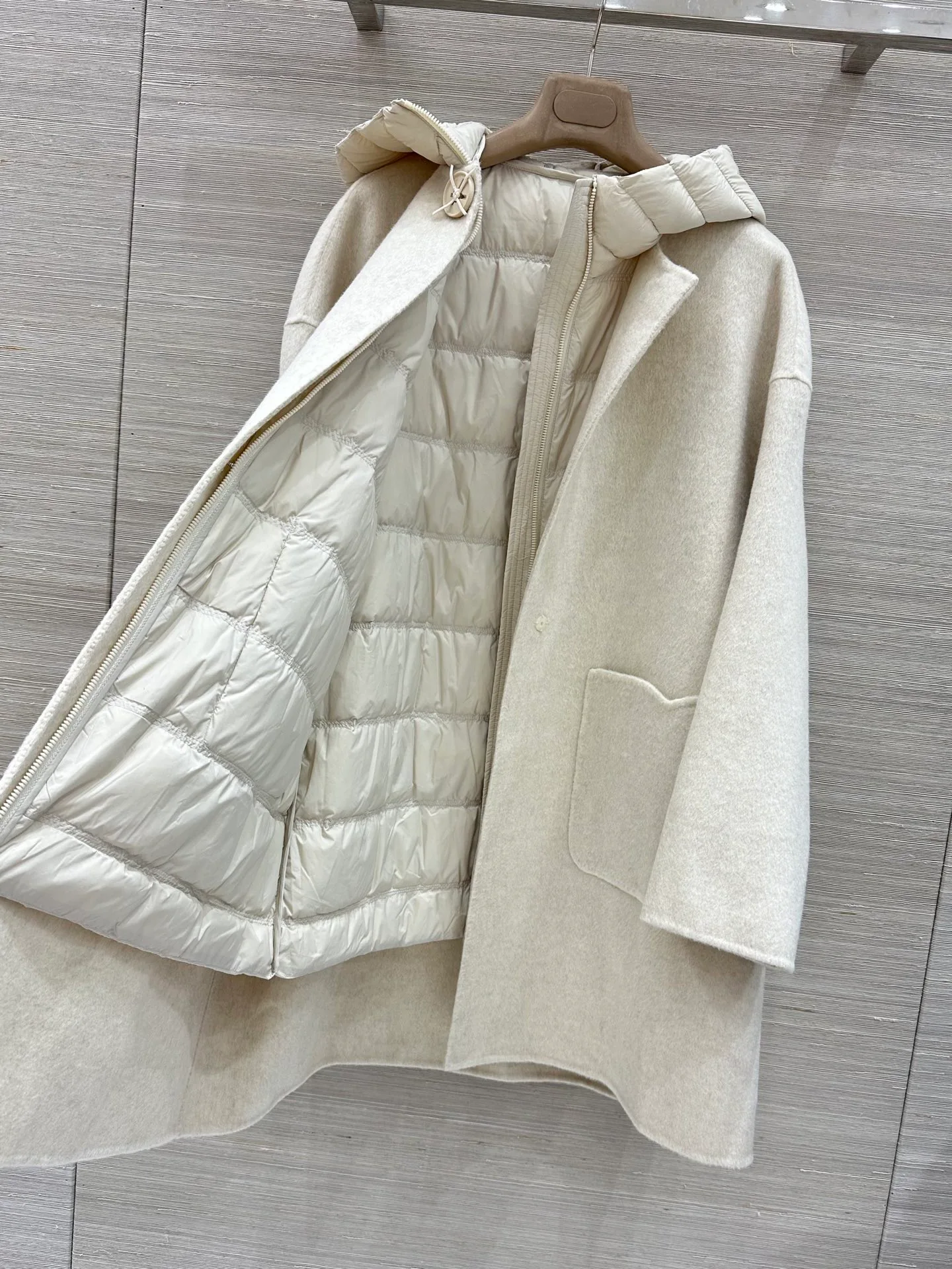 Пальто Женские Loro Piana 18714300