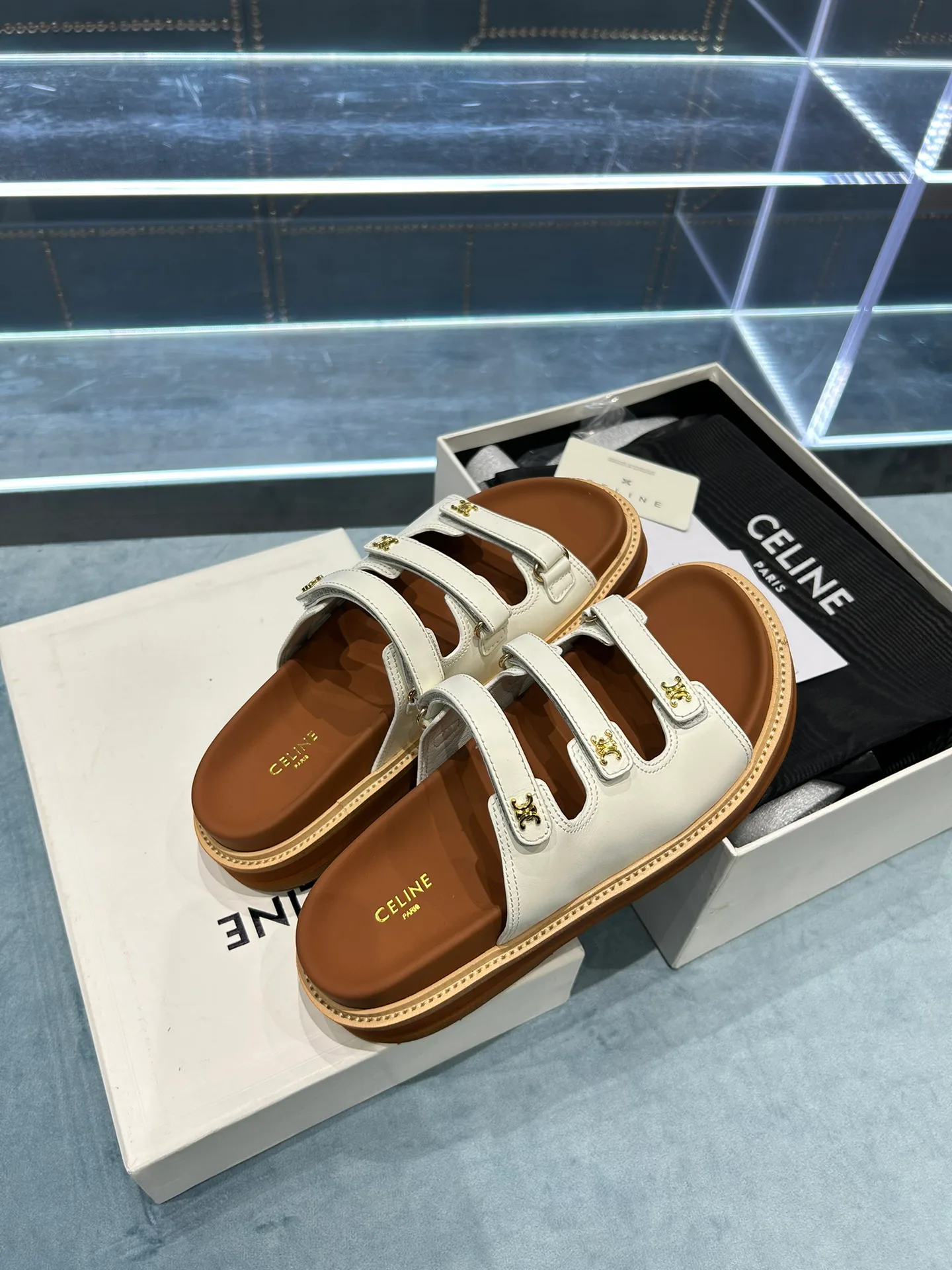 Шлепанцы Женские Celine 18962