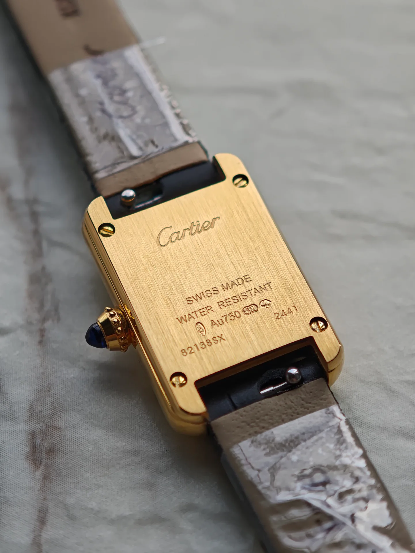 Часы Женские Cartier 17832537