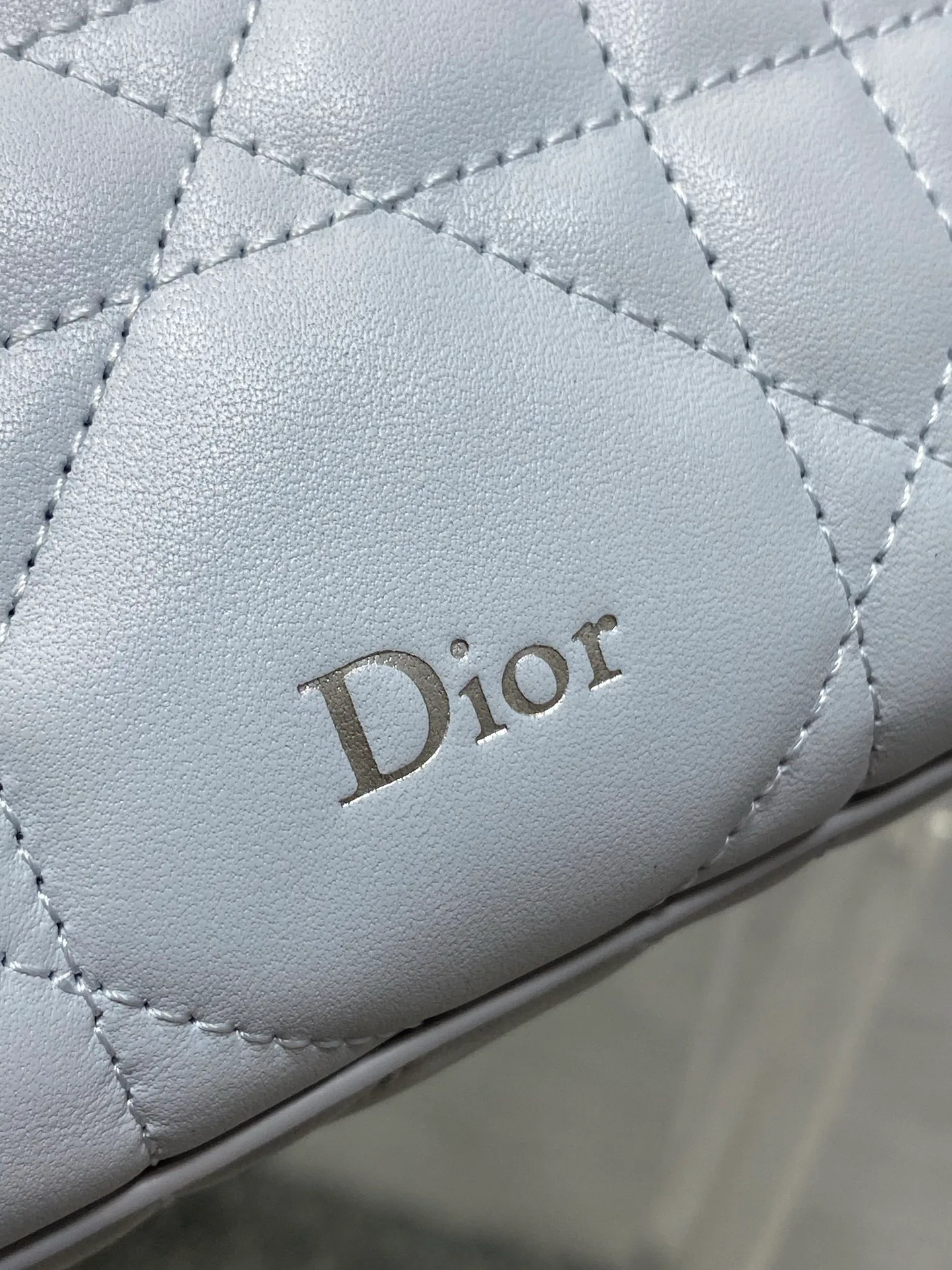 Классические Сумки Женские Christian Dior 17629529