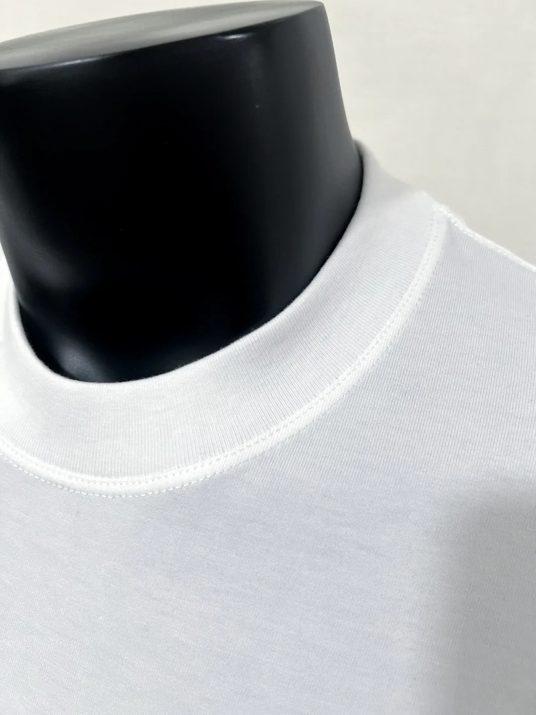 Футболки Женские Balenciaga 10310757