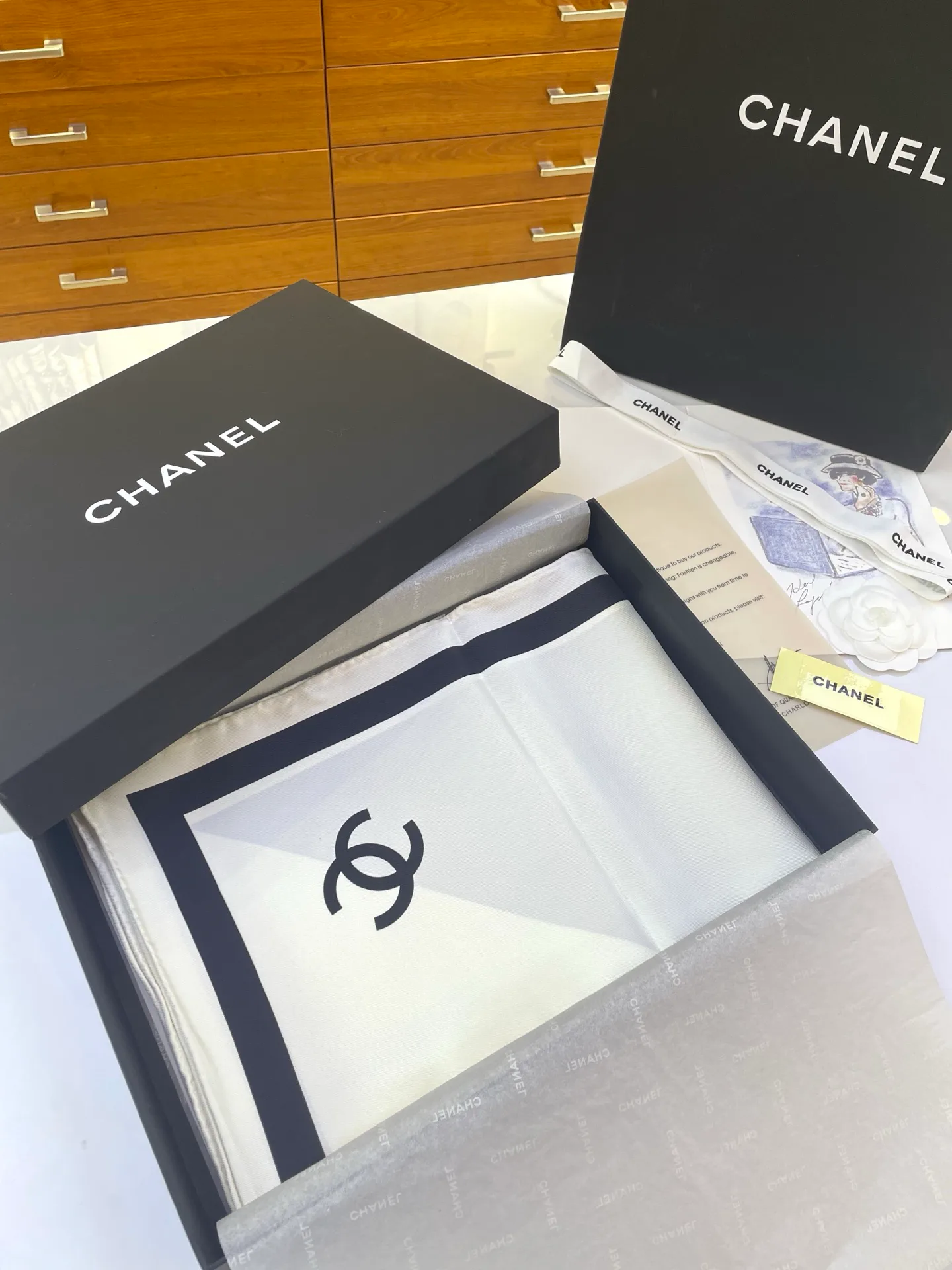 Шарфы Chanel 14098513