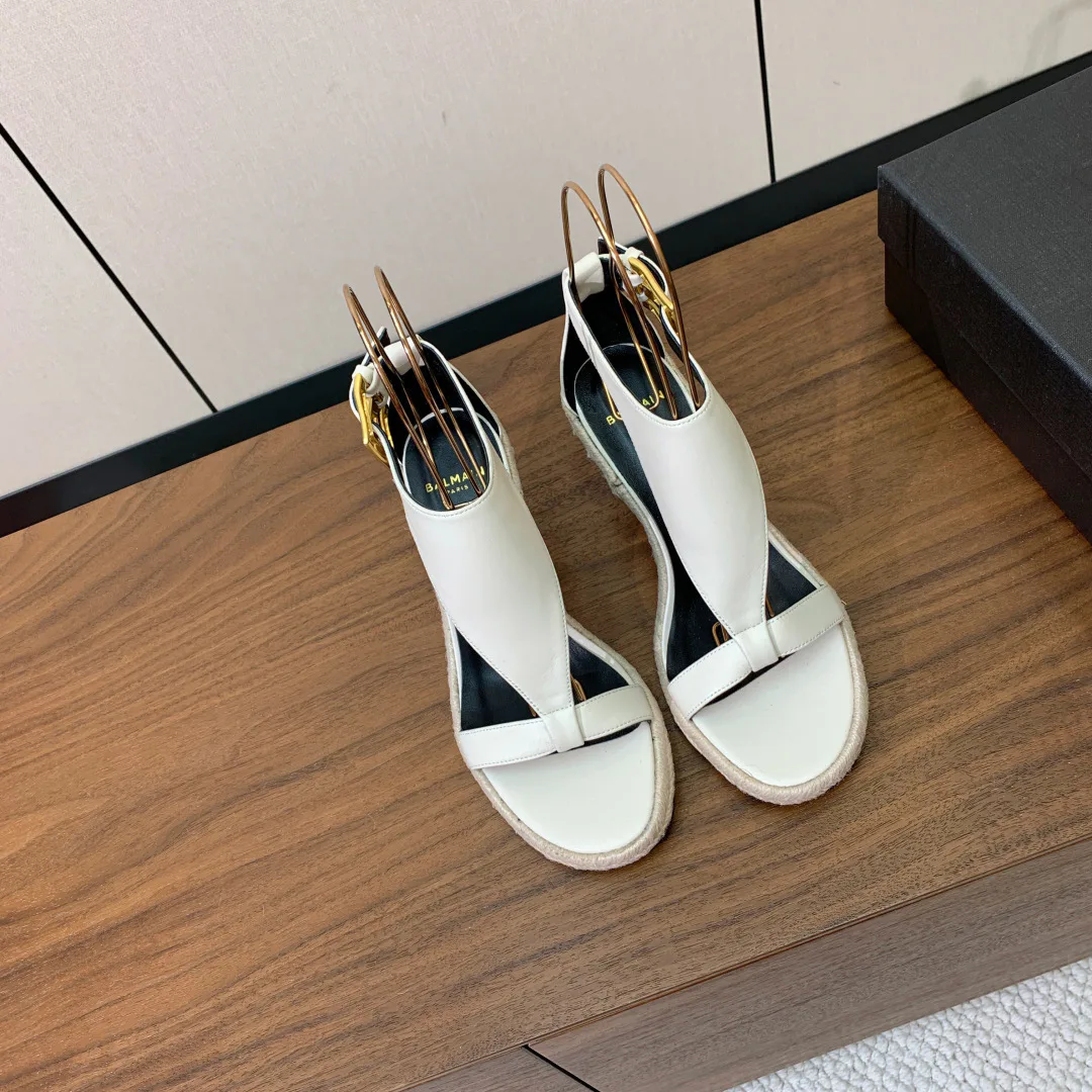 Босоножки Женские Balmain 11886648