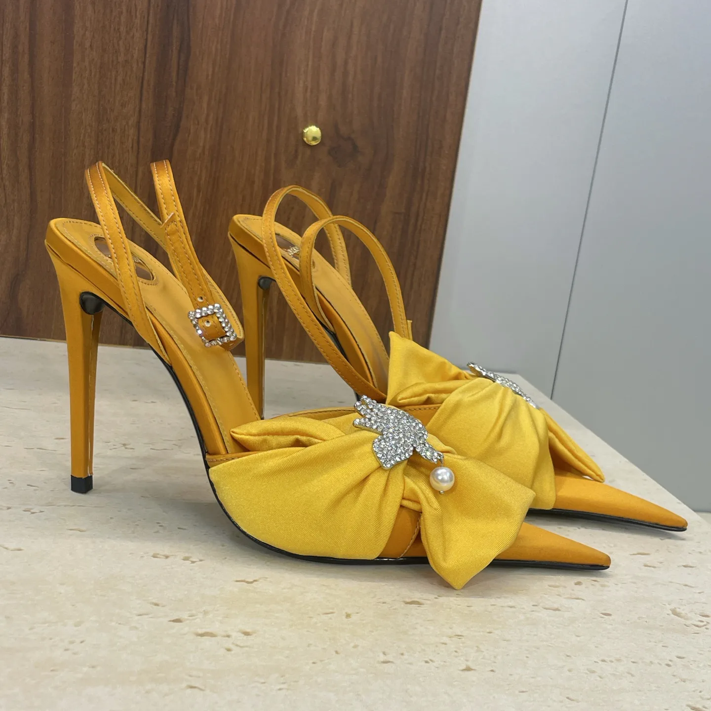 Босоножки Женские Saint Laurent 3009071