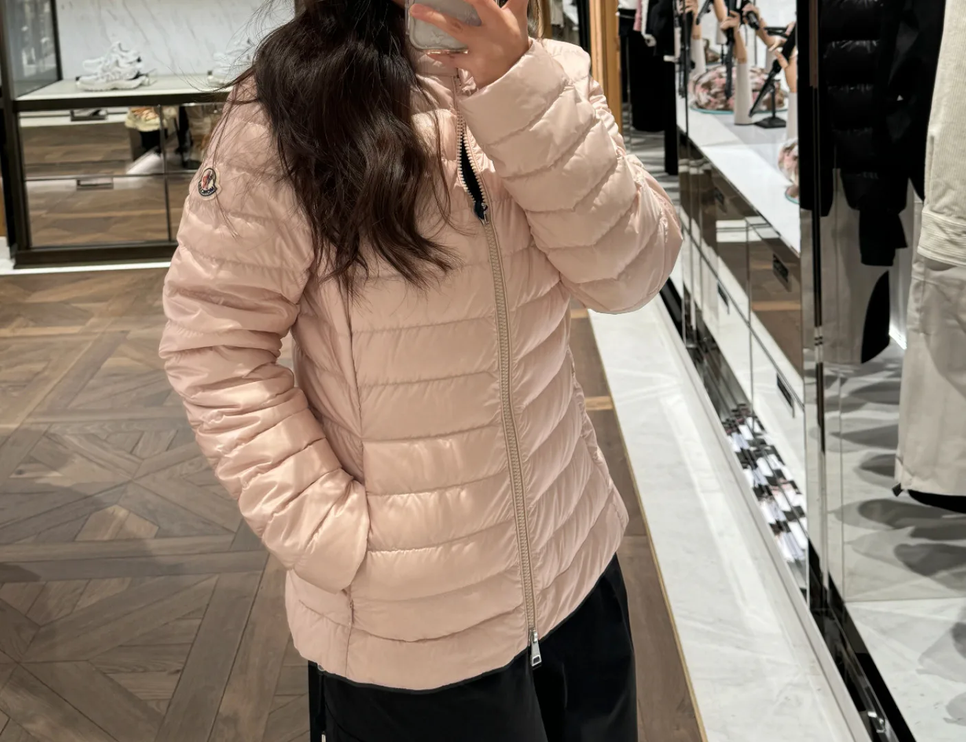 Куртки И Пуховики Женские Moncler 18922974