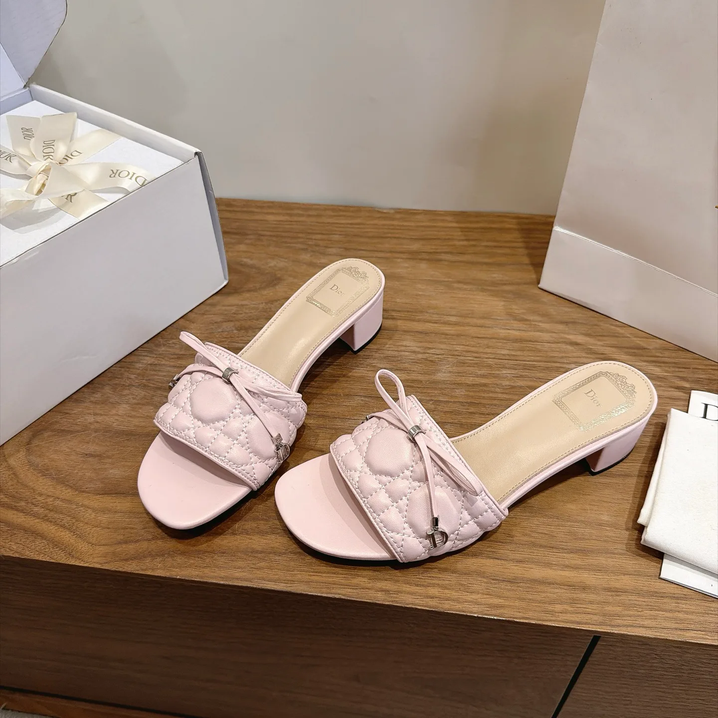 Босоножки Женские Christian Dior 17903973
