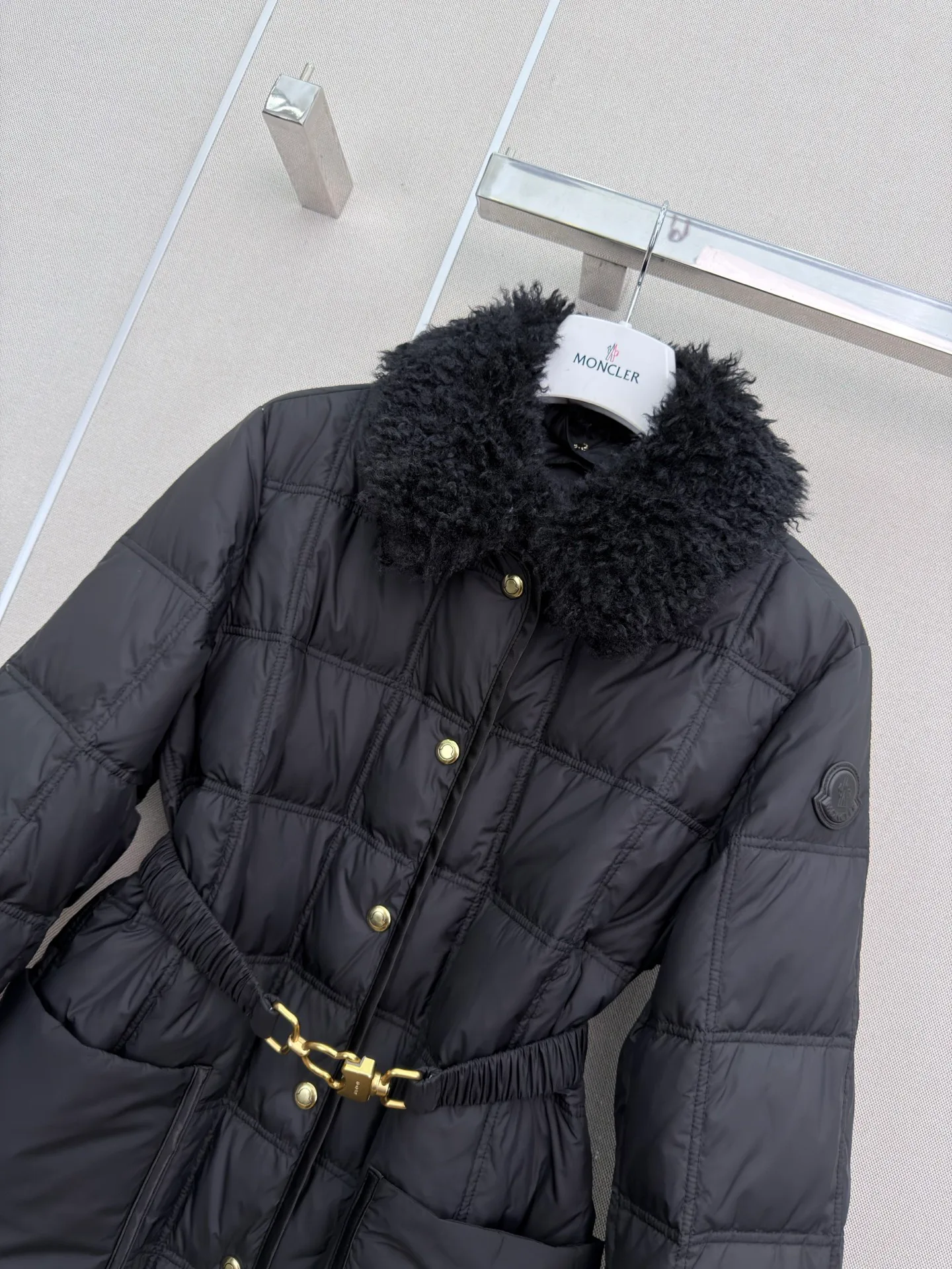 Куртки И Пуховики Женские Moncler 18023445