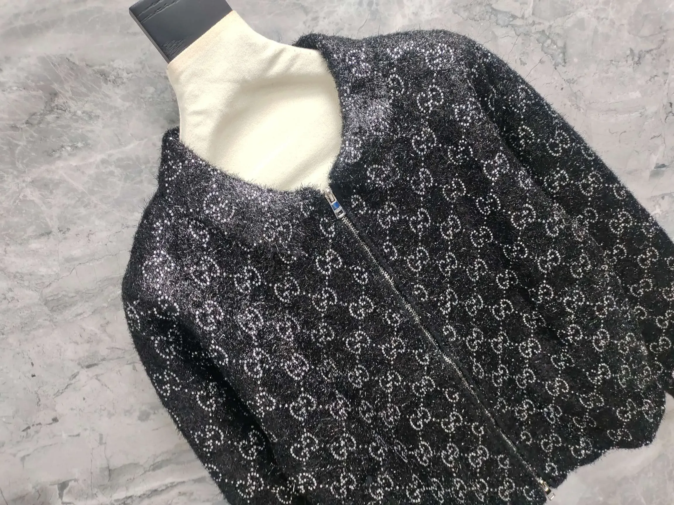 Куртки И Пуховики Женские Gucci 1617051