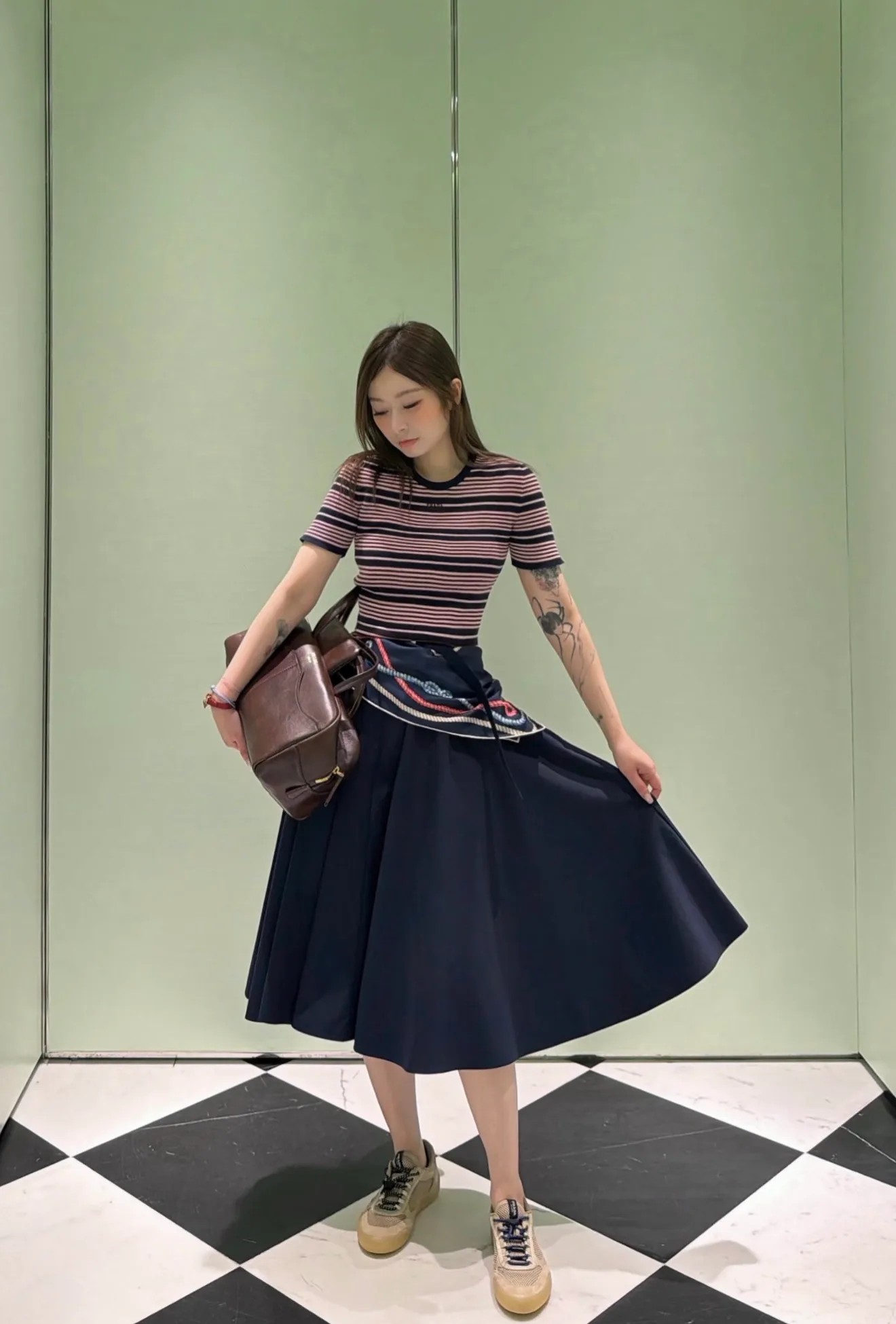 Футболки Женские Prada 13420719