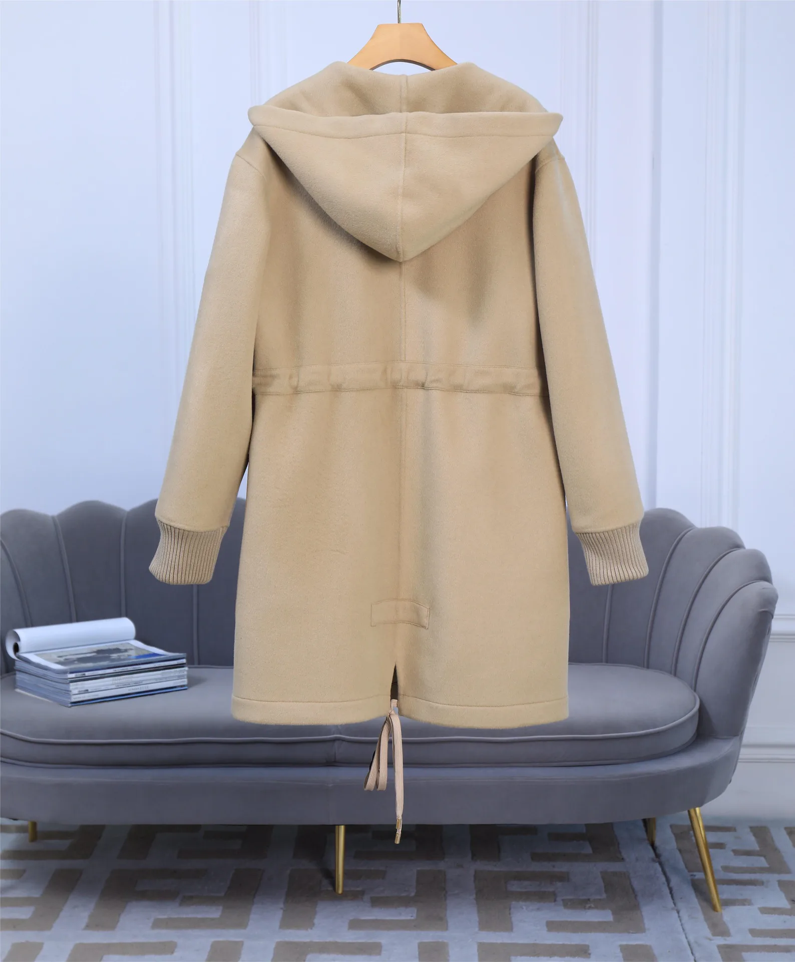 Пальто Женские Louis Vuitton 5563594