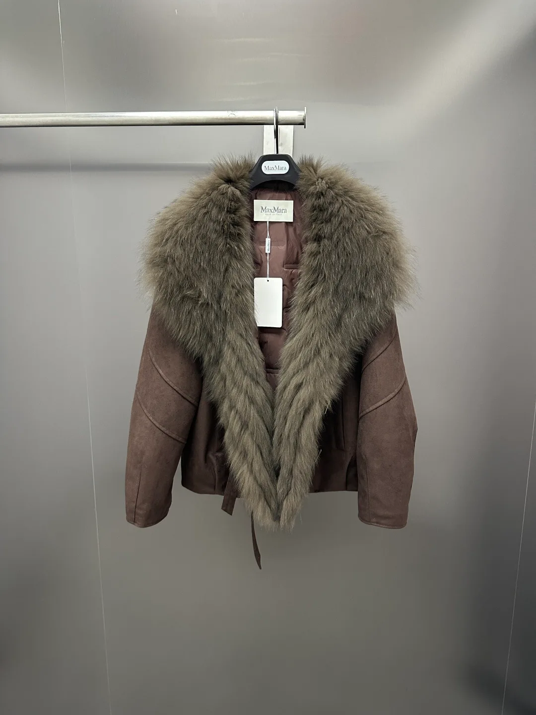 Куртки И Пуховики Женские Max Mara 18702436