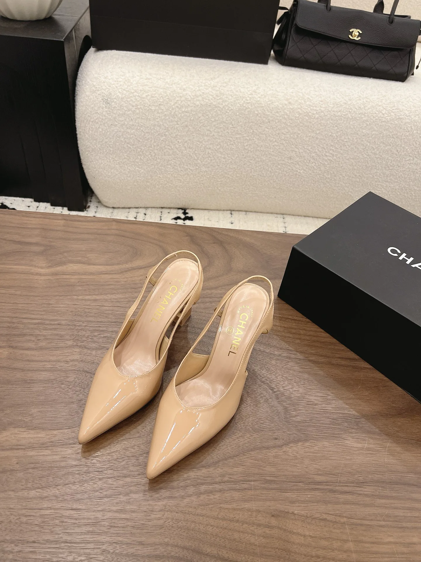 Туфли Женские Chanel 16931470