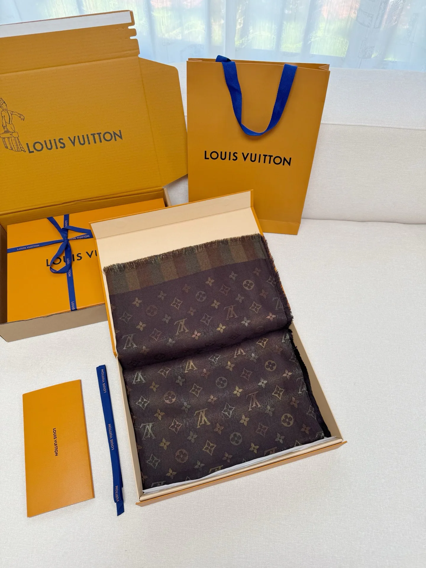 Шарфы Louis Vuitton 437763