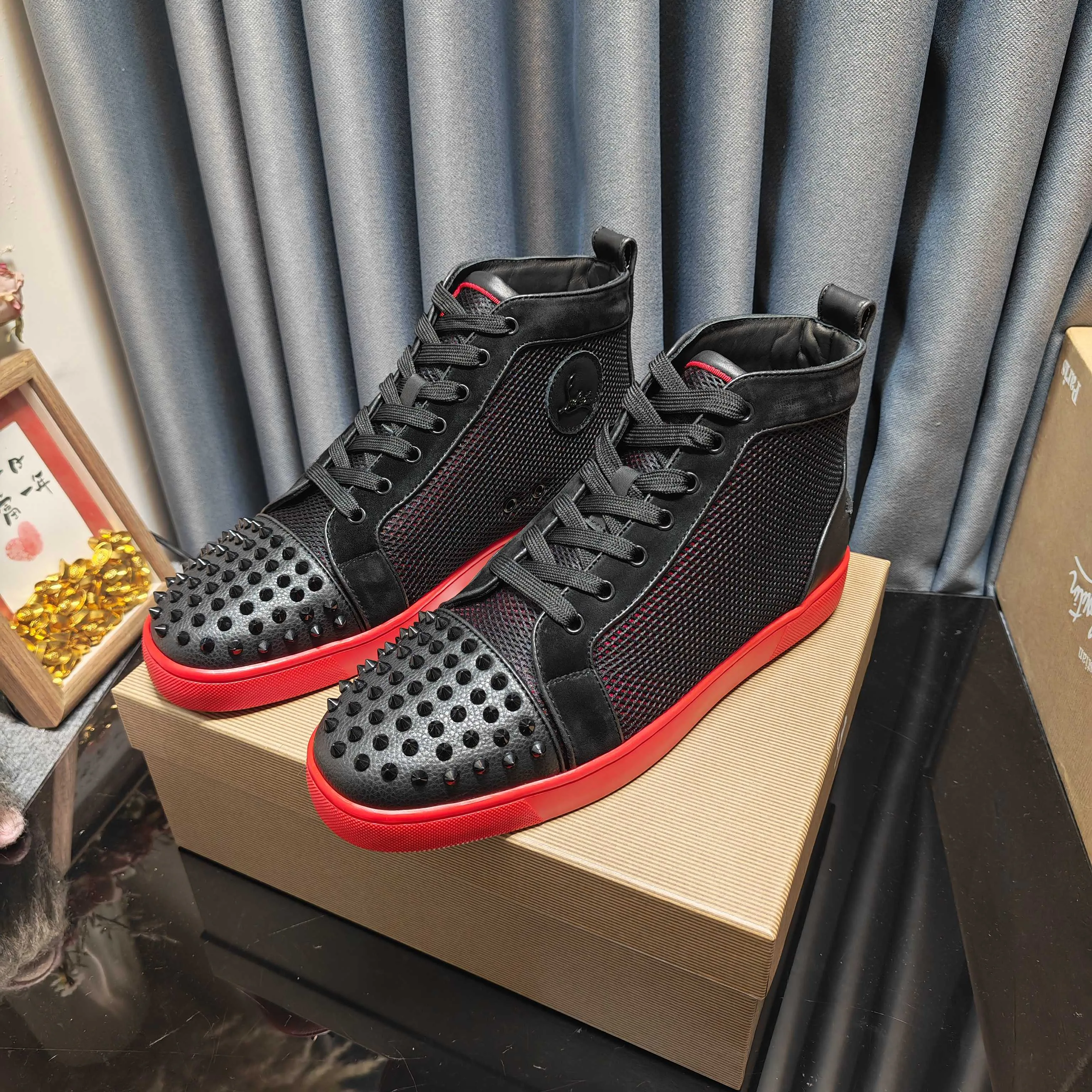 Кеды Женские Christian Louboutin 3906647