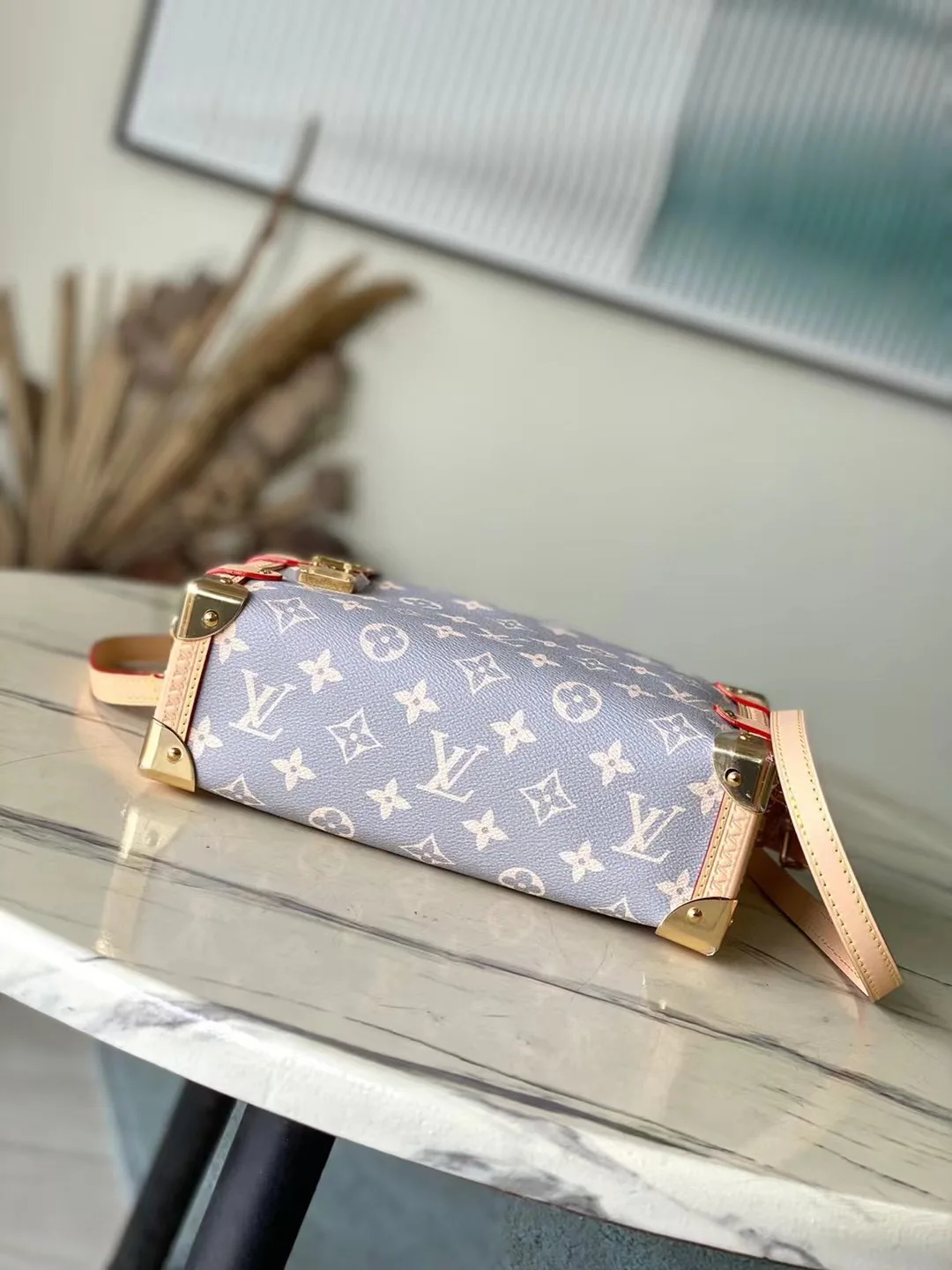 Классические Сумки Женские Louis Vuitton 18227604