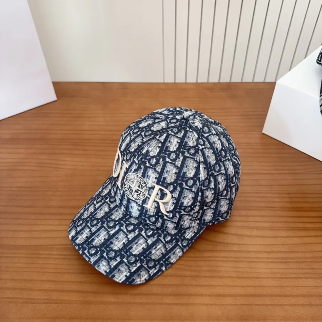 Головные Уборы Christian Dior 49899