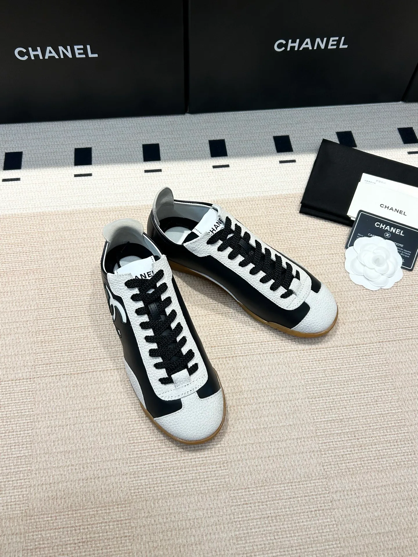 Кроссовки Женские Chanel 1883503