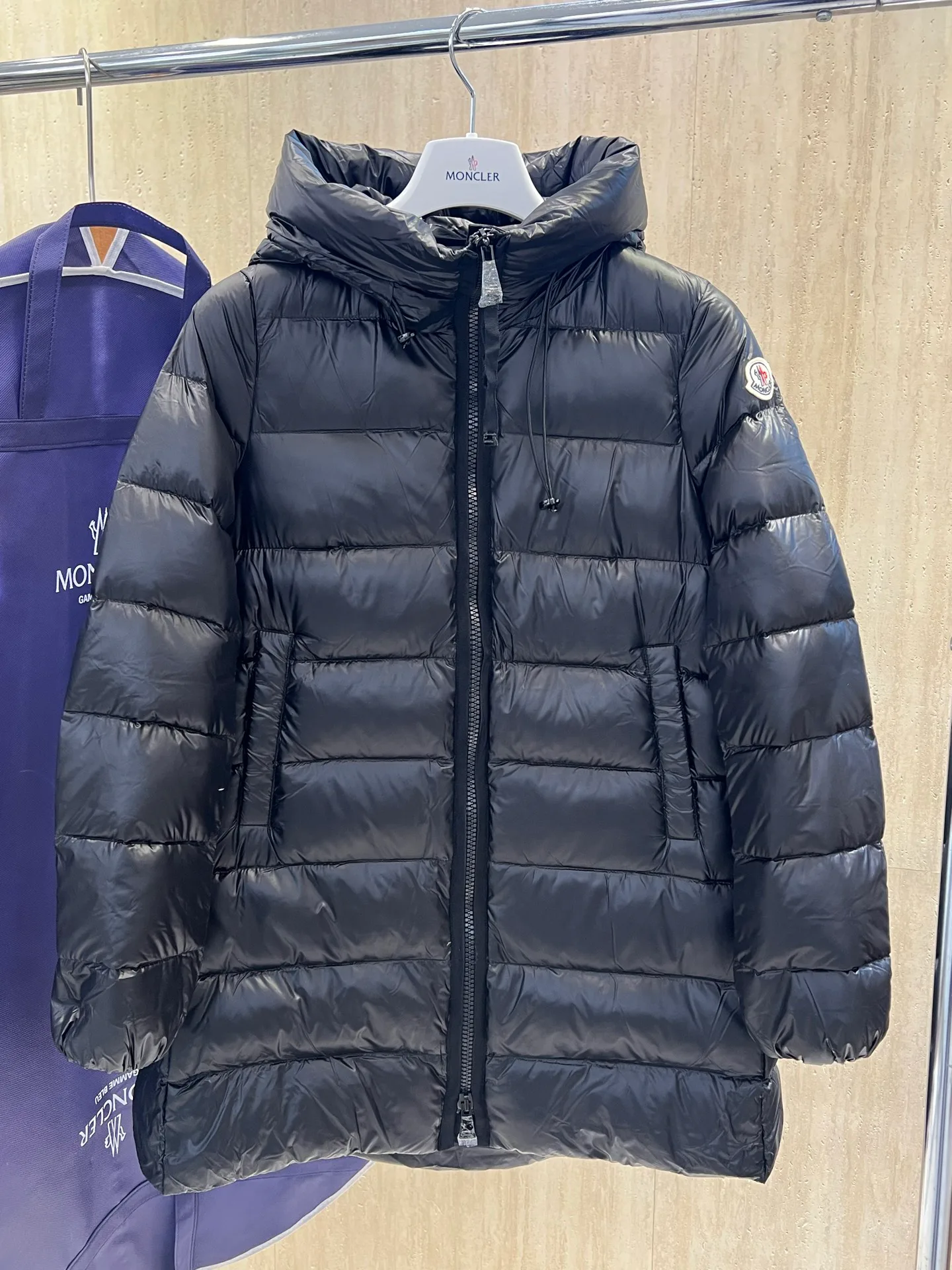 Куртки И Пуховики Мужские Moncler 18231604