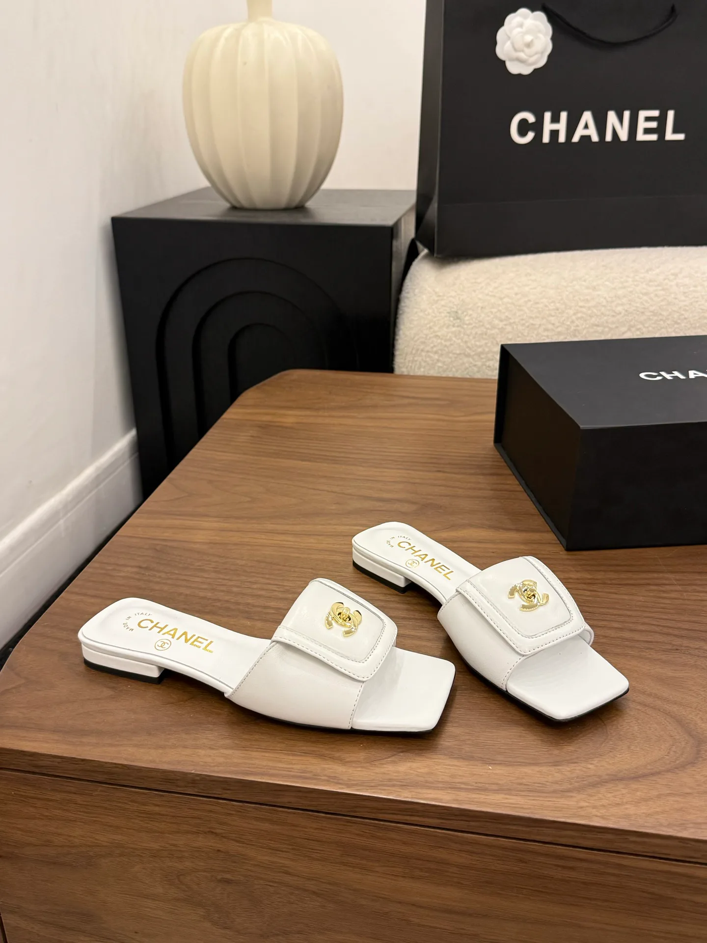 Сандалии Женские Chanel 13444886