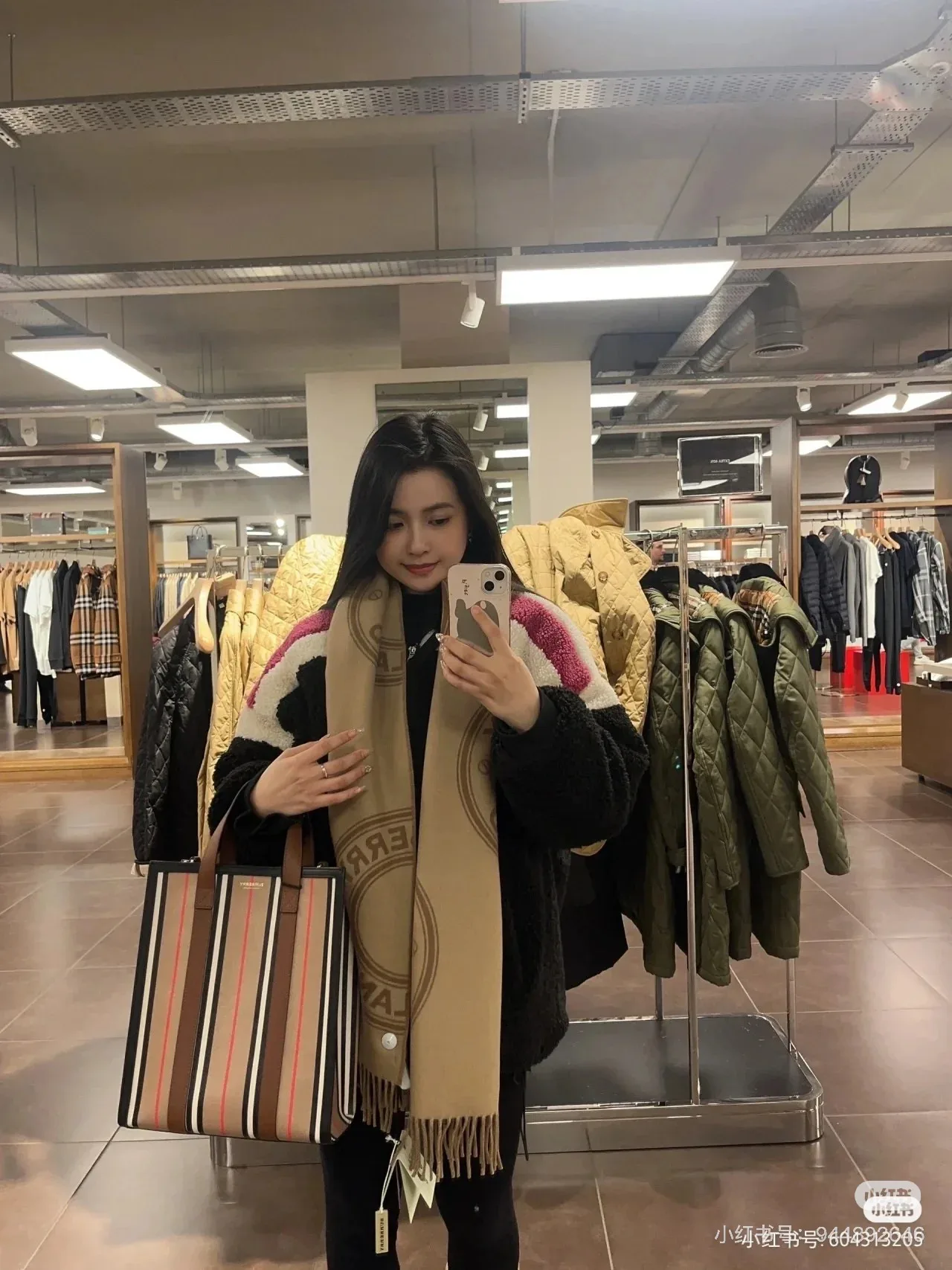 Шарфы Burberry 920468