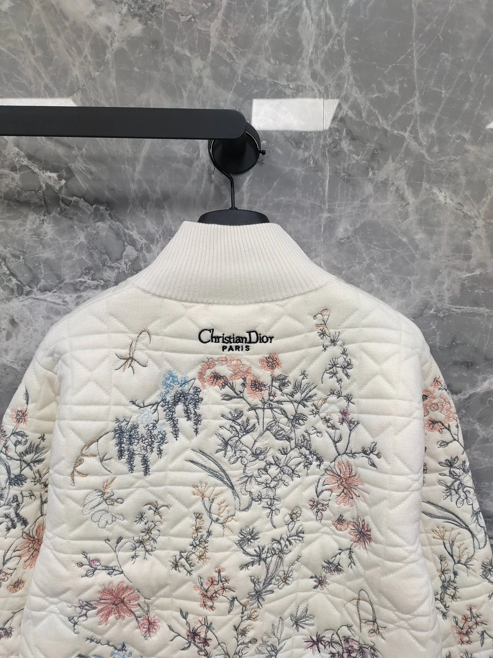 Куртки И Пуховики Женские Christian Dior 17914042