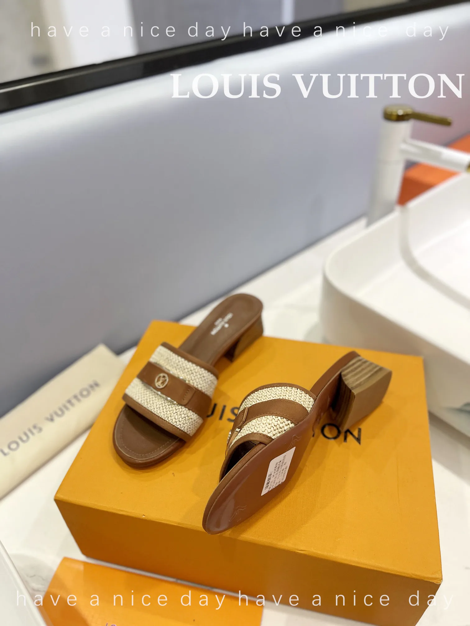 Сандалии Женские Louis Vuitton 9623588