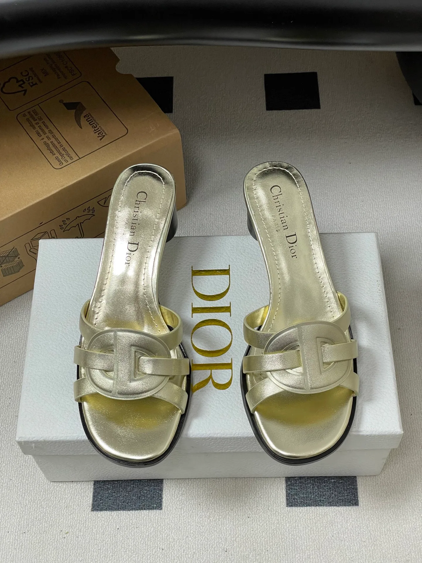 Босоножки Женские Christian Dior 12810864