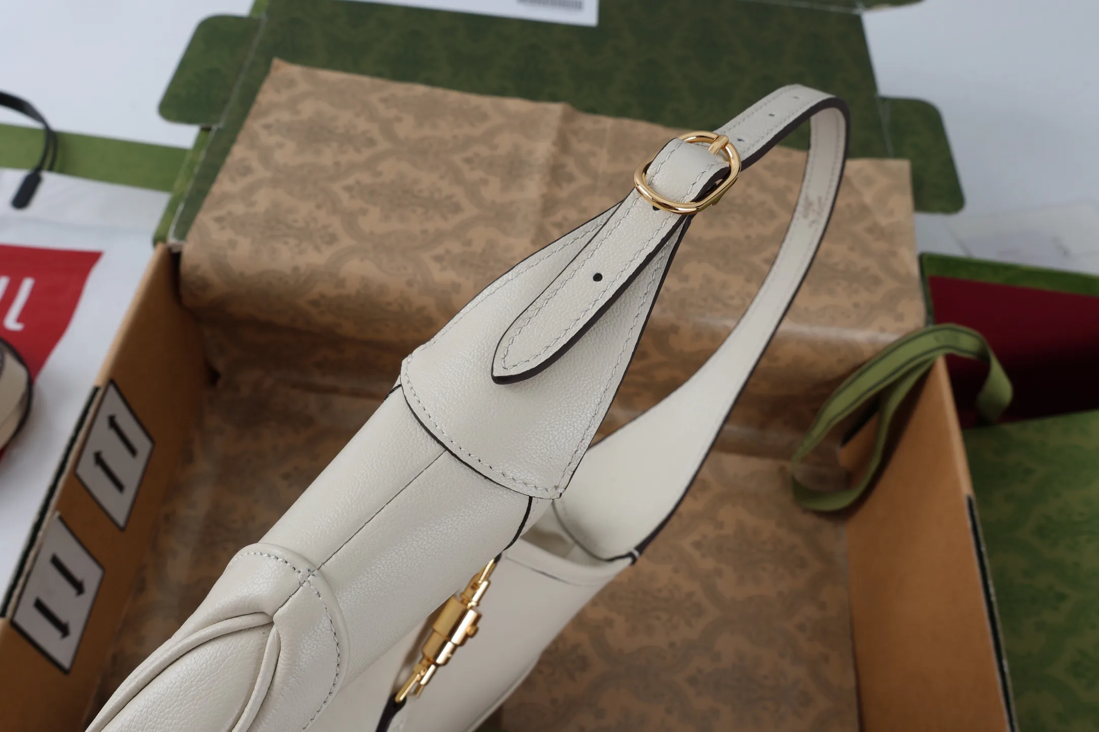 Классические Сумки Женские Gucci 11508425