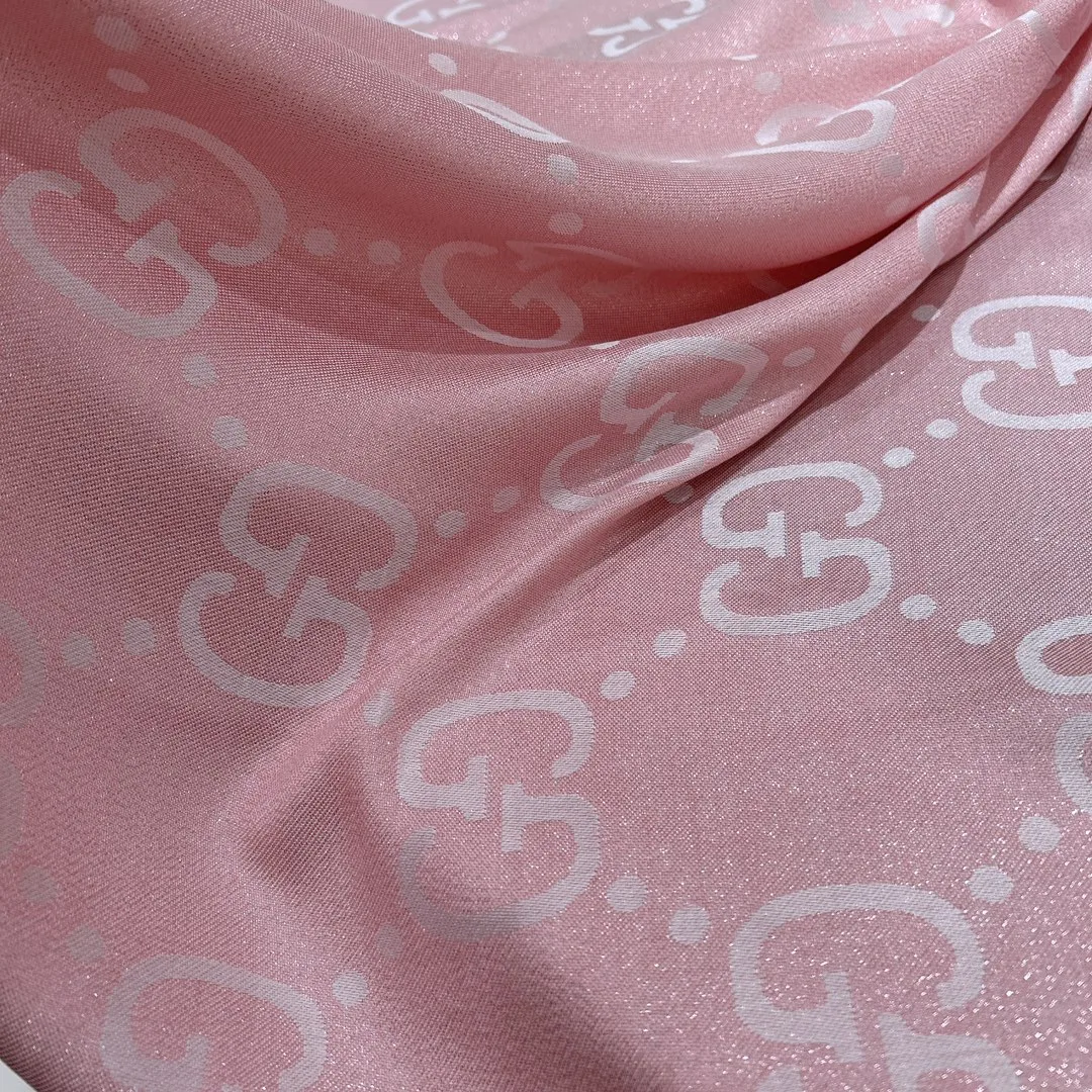 Шарфы Gucci 689008