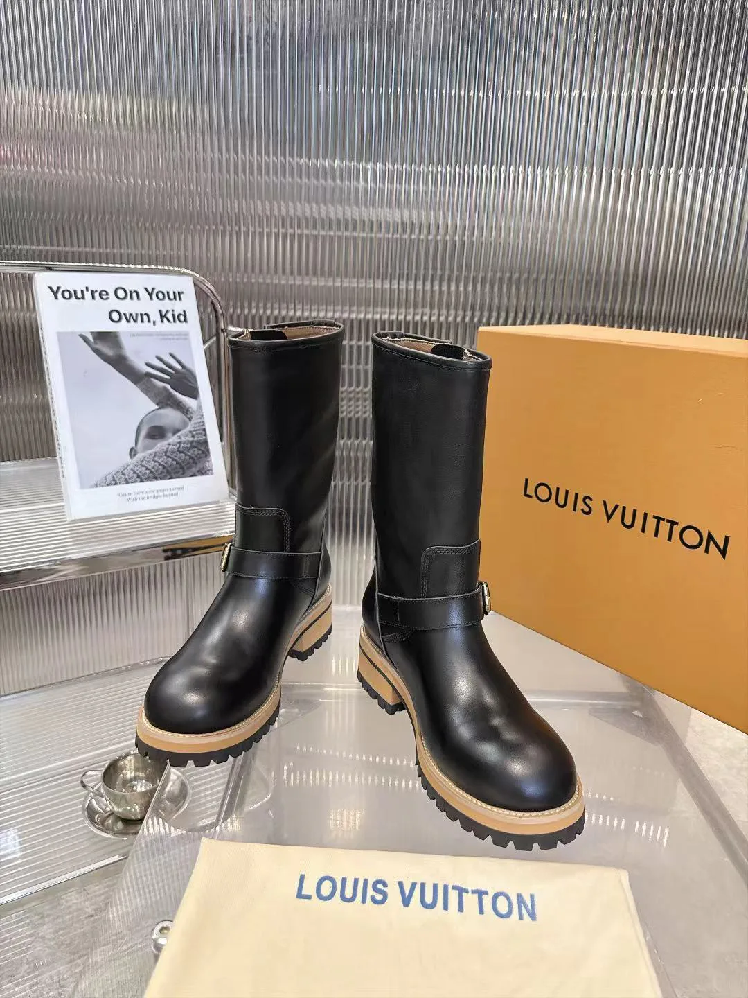 Ботинки Женские Louis Vuitton 18665261