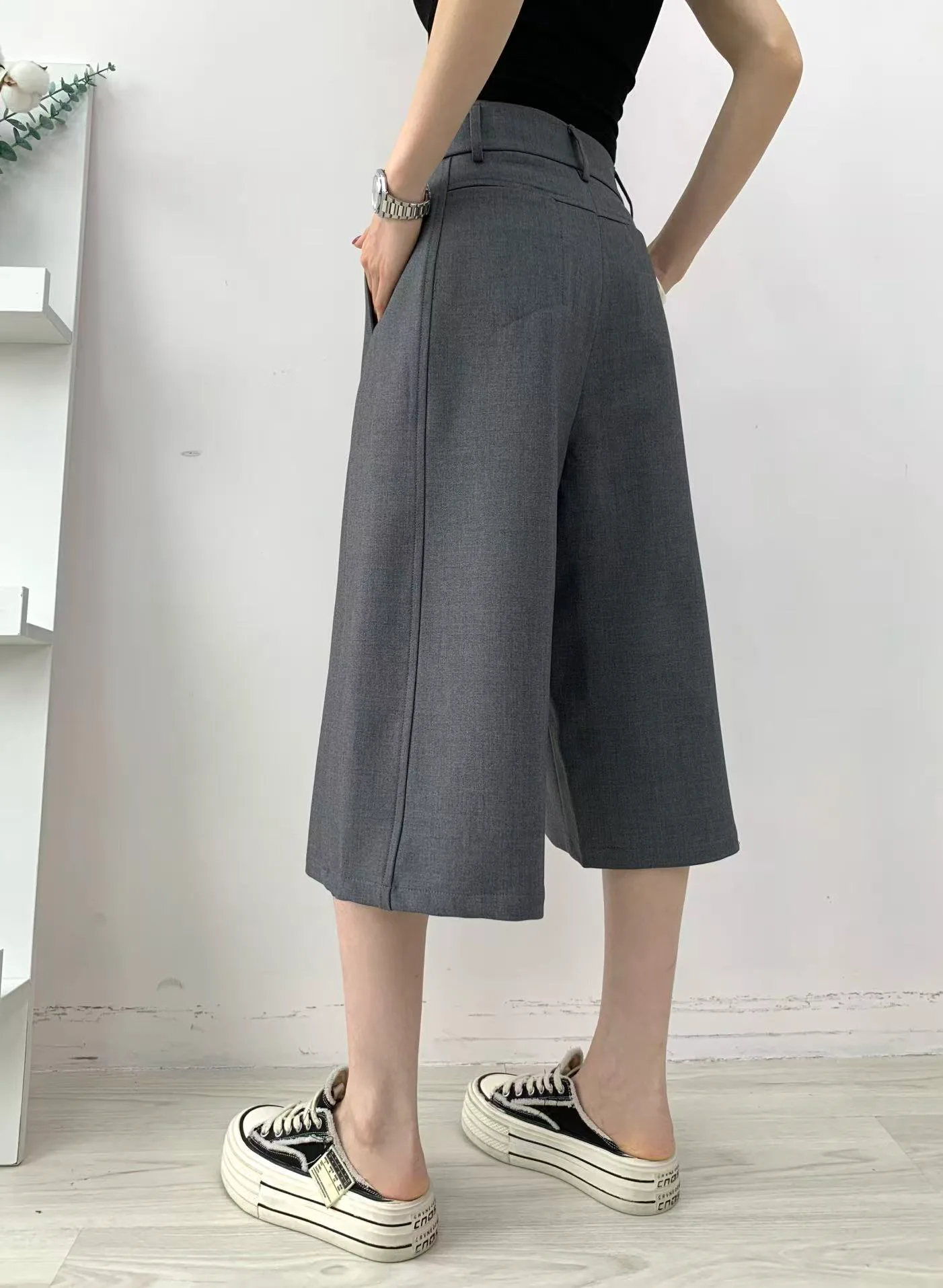 Шорты Женские Maison Margiela 11172001