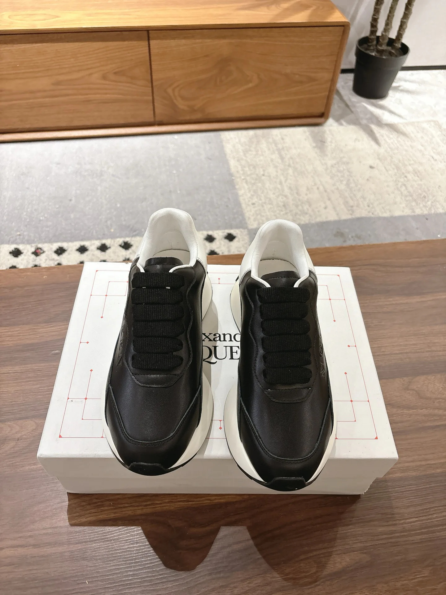 Кроссовки Женские Alexander Mcqueen 3446178