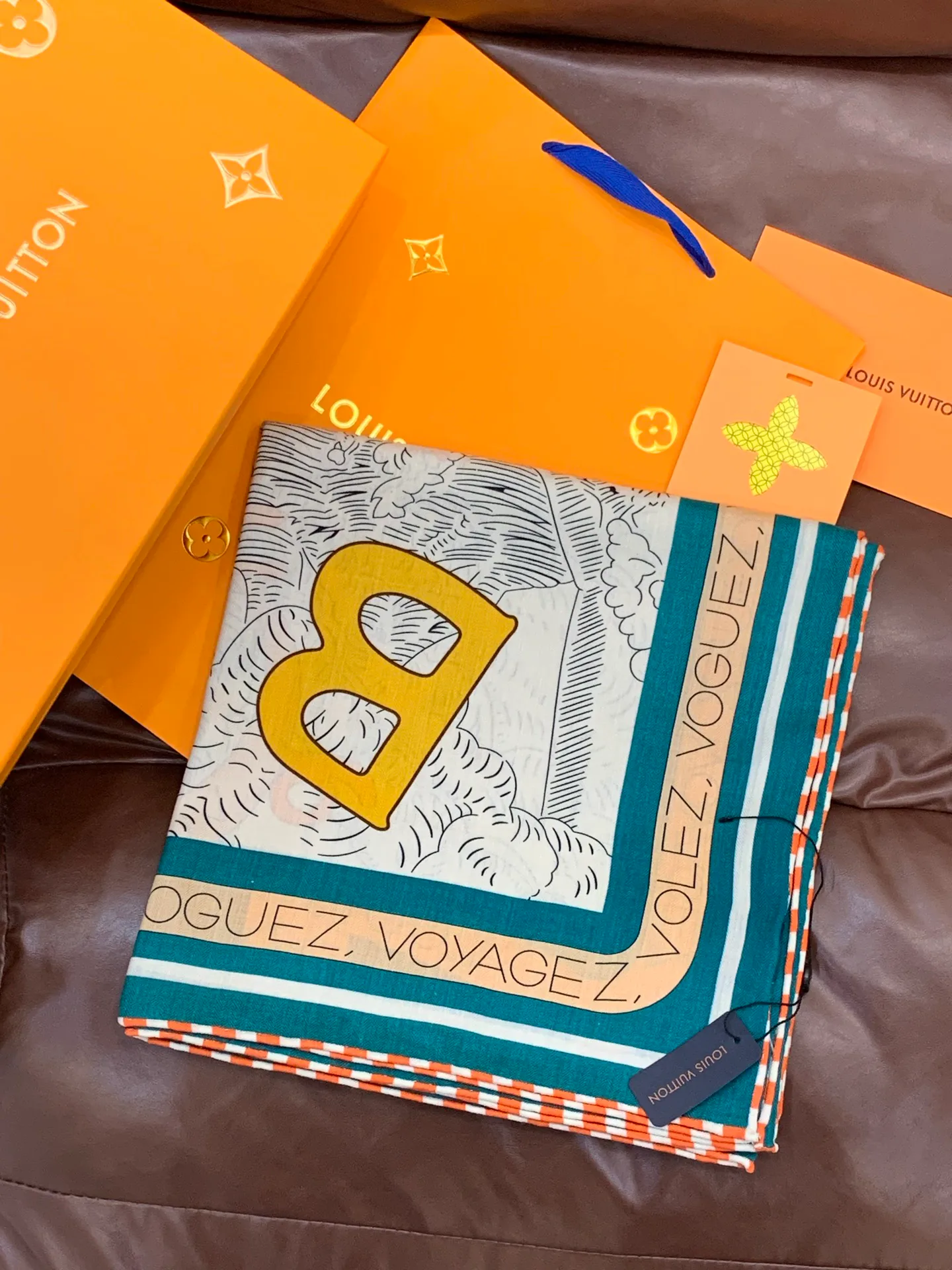 Шарфы Louis Vuitton 318430