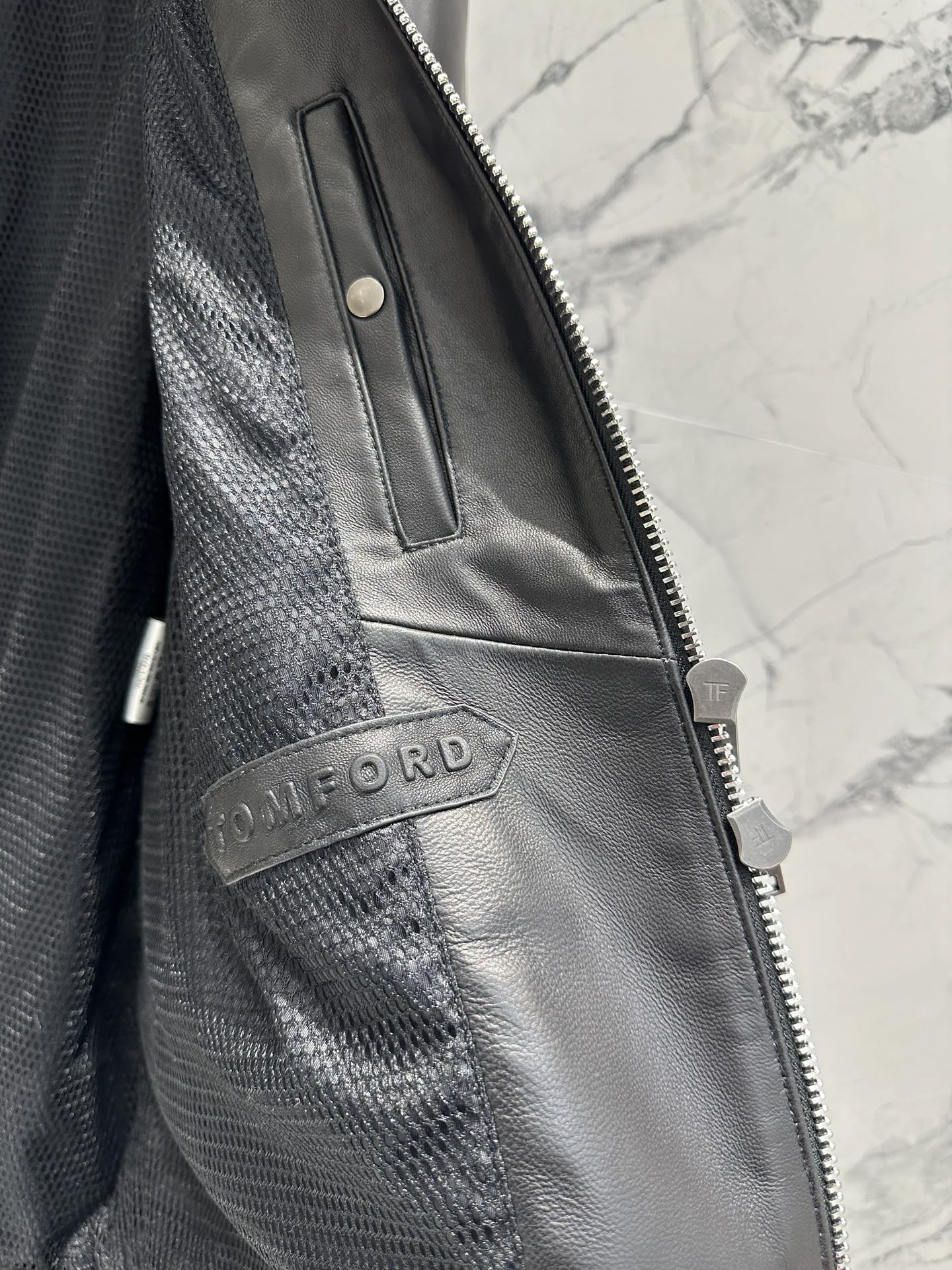 Кожаные Куртки И Дублёнки Мужские Tom Ford 11700493