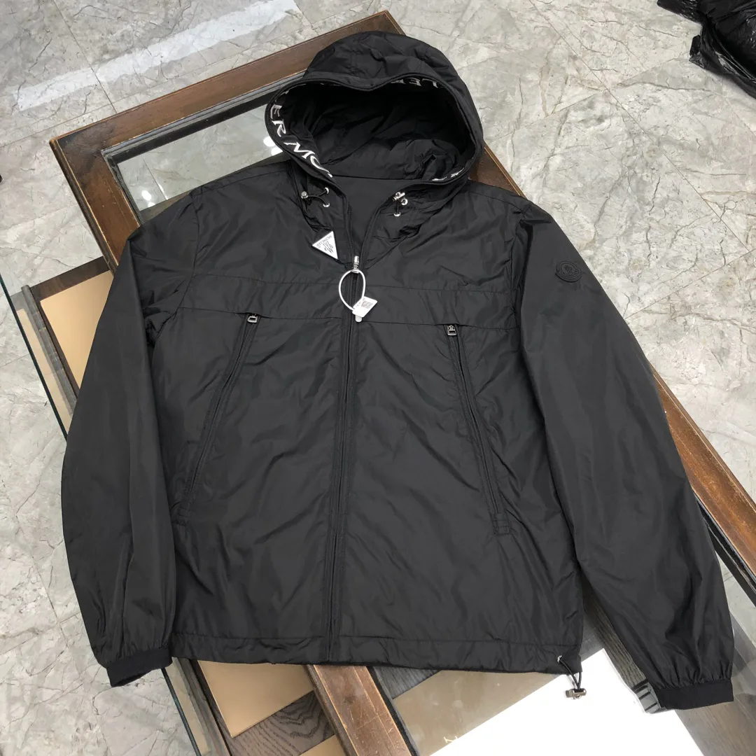 Куртки И Пуховики Мужские Moncler 17286029