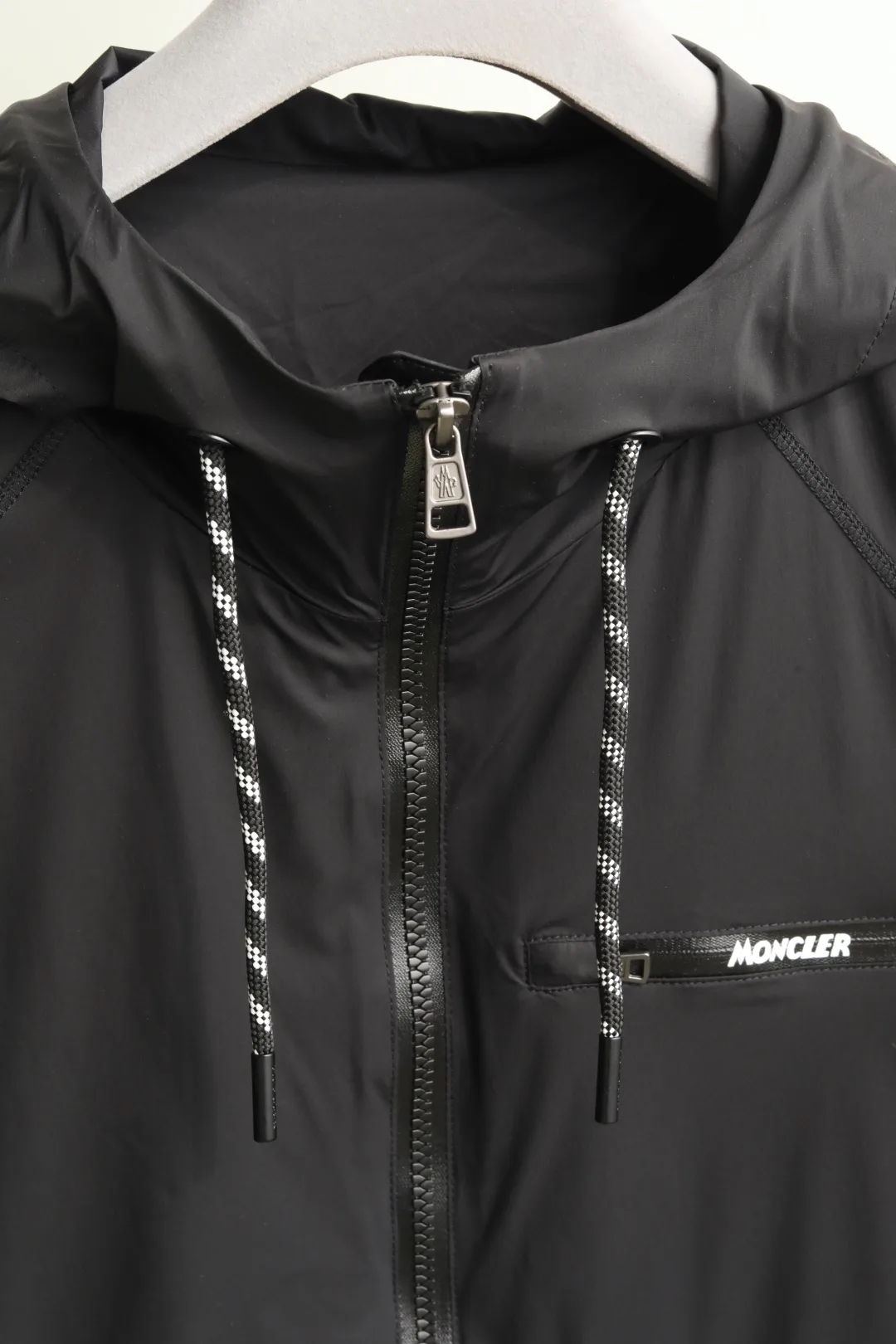 Куртки И Пуховики Мужские Moncler 26756