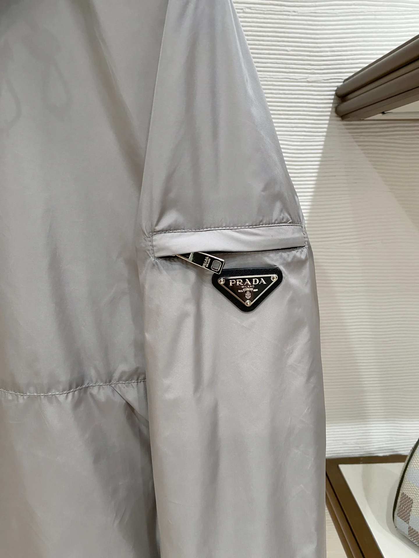 Куртки И Пуховики Мужские Prada 10815812