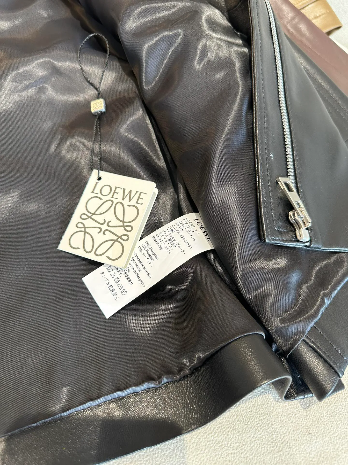 Кожаные Куртки И Дублёнки Женские Loewe 10817712