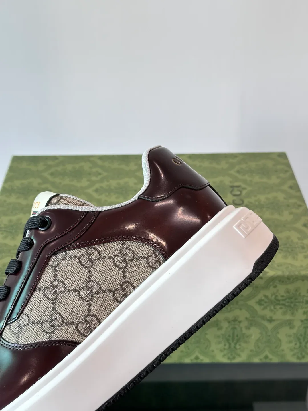 Кроссовки Мужские Gucci 28595