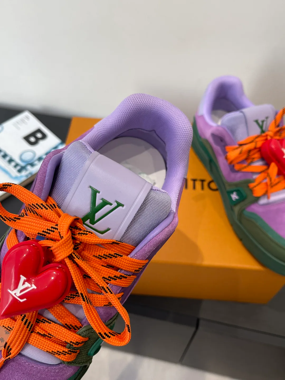 Кроссовки Женские Louis Vuitton 1452091