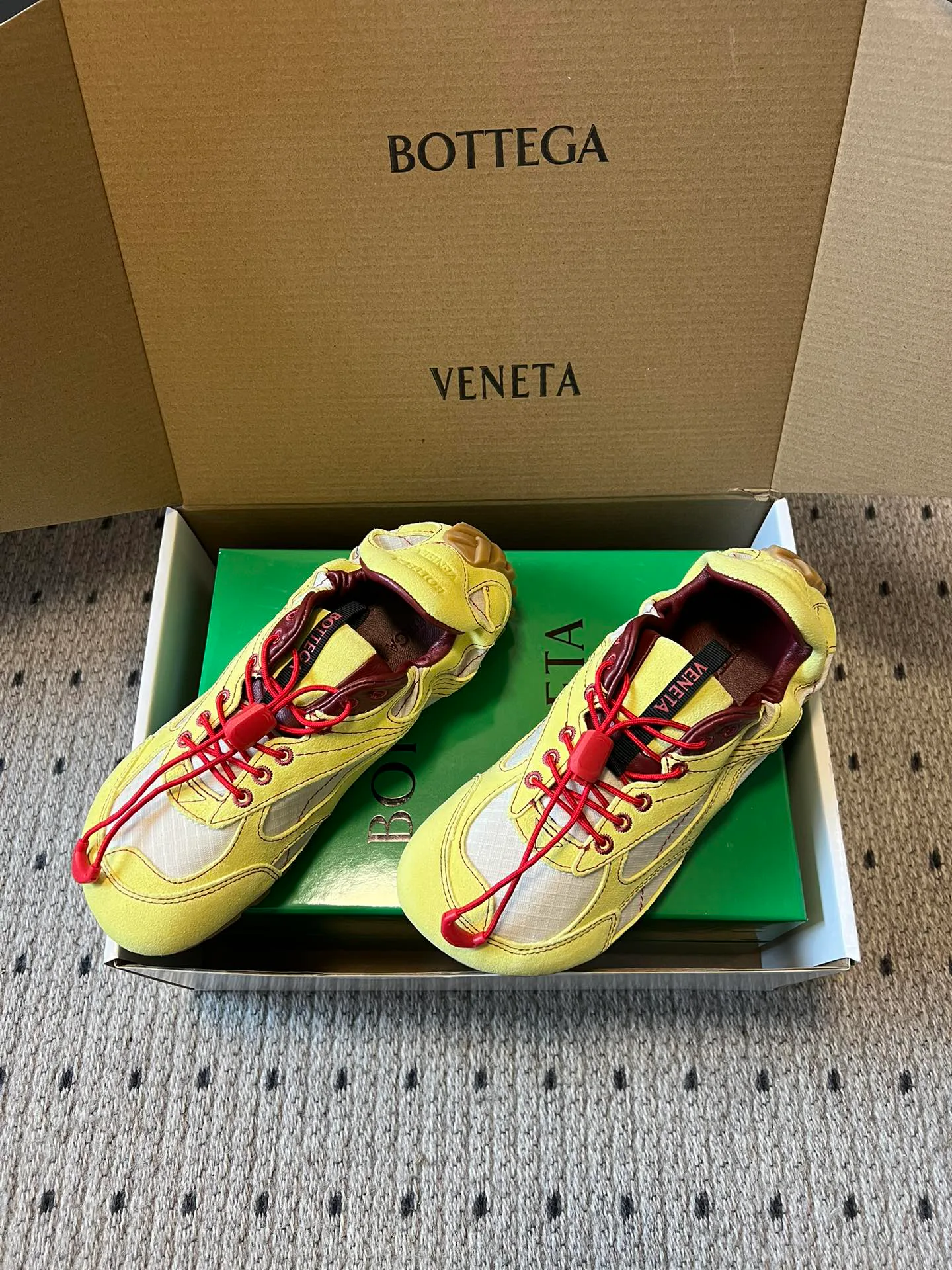 Кроссовки Женские Bottega Veneta 11645098