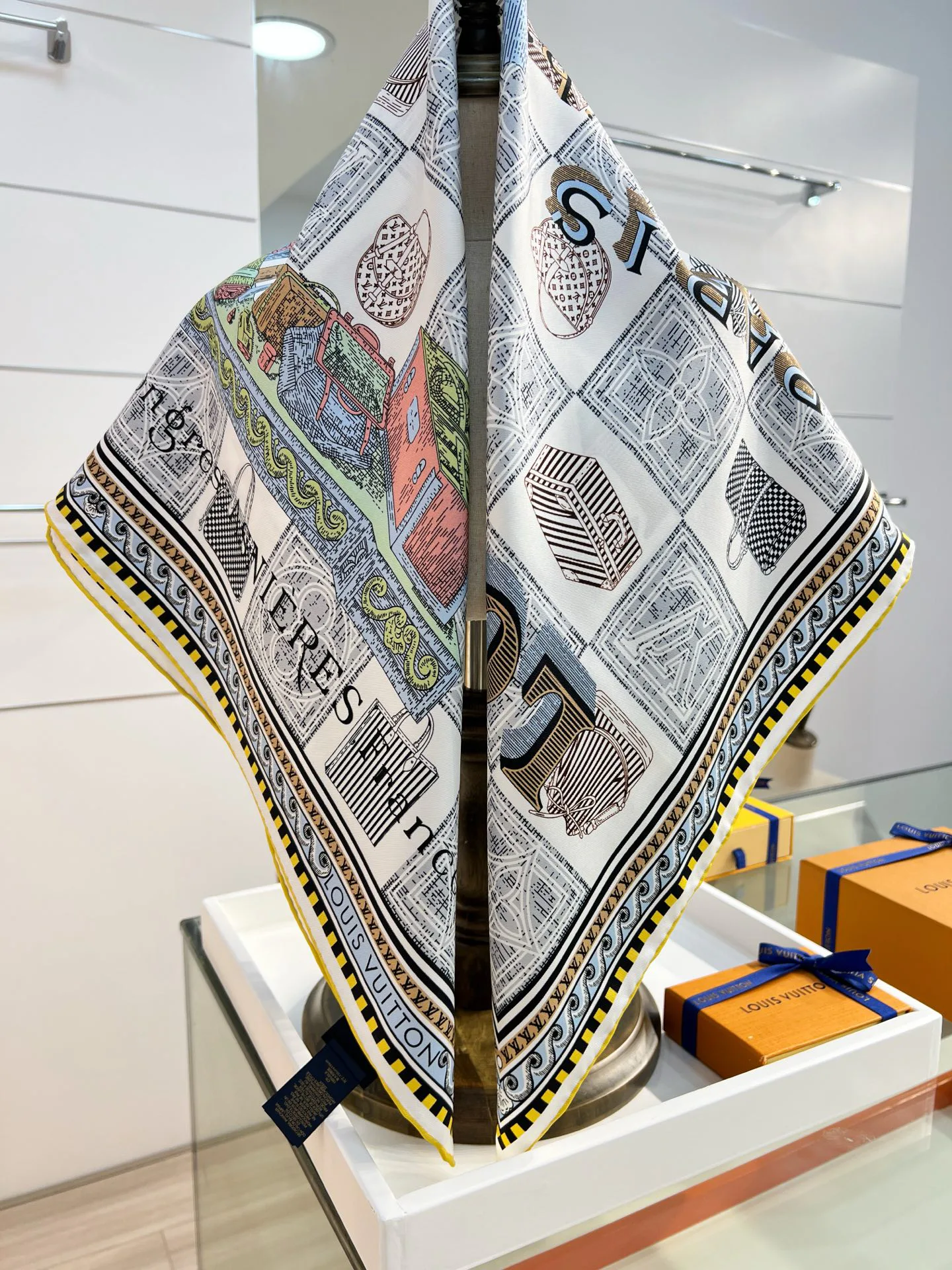 Платки Louis Vuitton 2578545