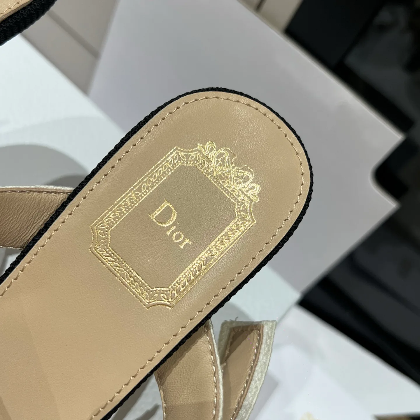 Босоножки Женские Christian Dior 13547404